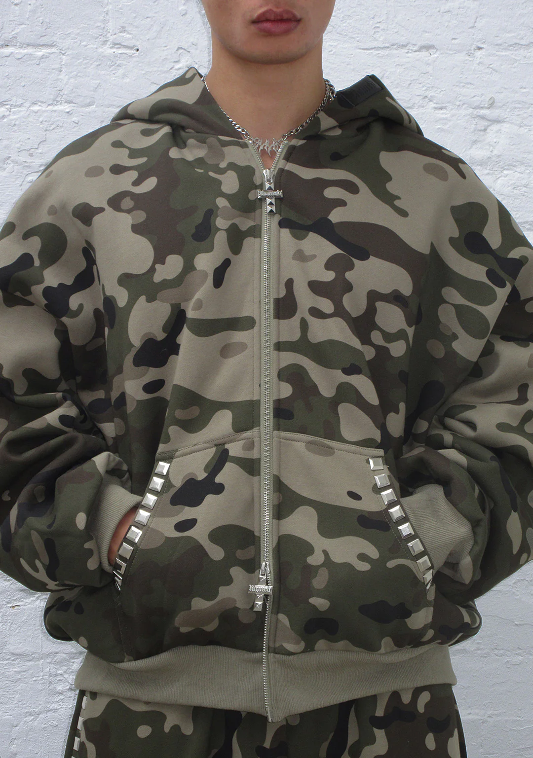 FAITHFUL STUDDED ZIP HOODIE CAMO