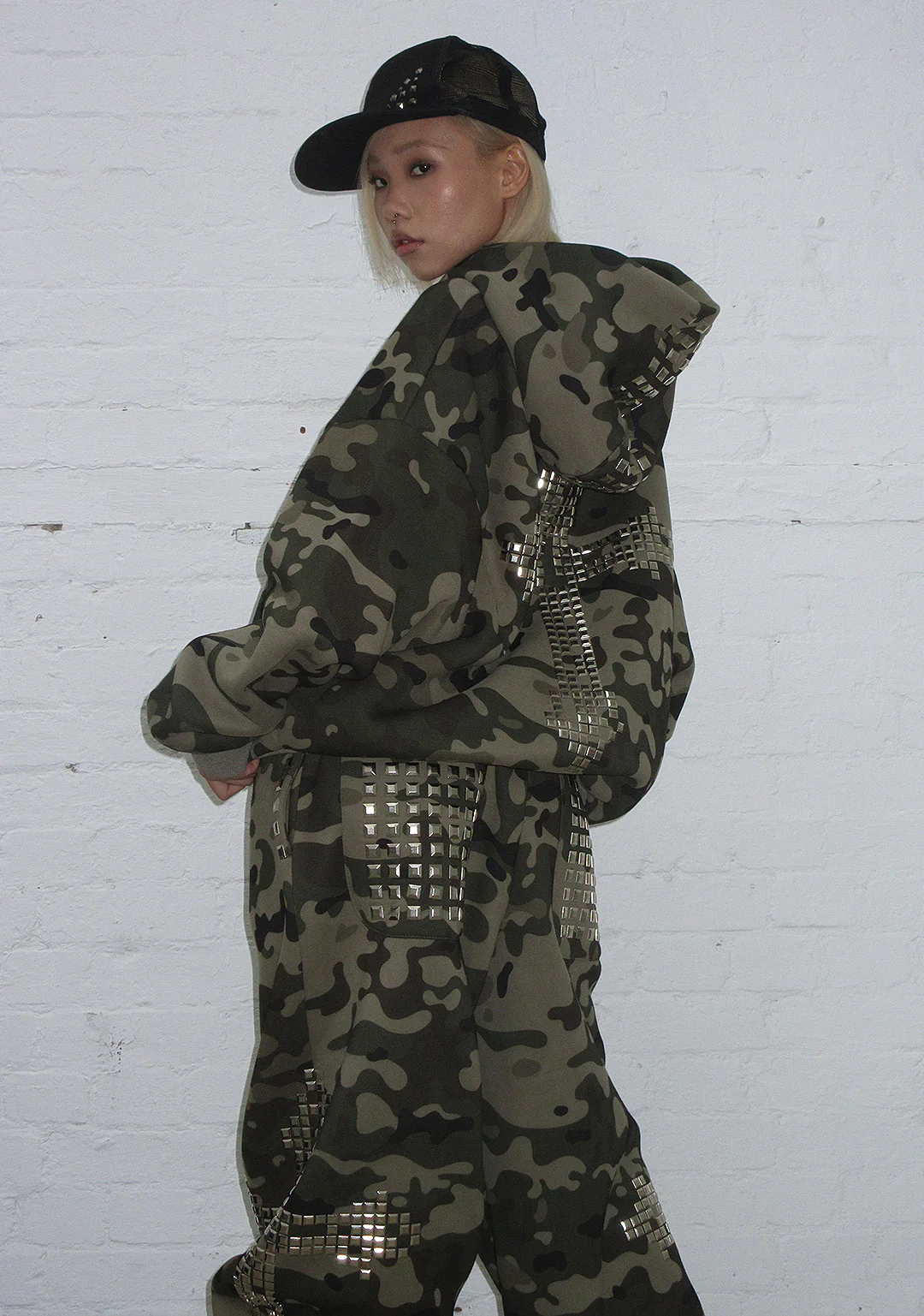 FAITHFUL STUDDED ZIP HOODIE CAMO