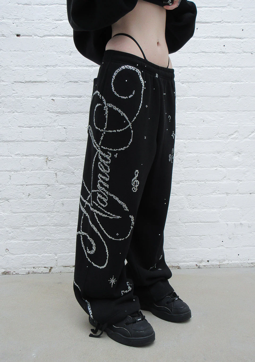 DREAMER RHINESTONE TEDDY OVERSIZED SWEATPANTS BLACK