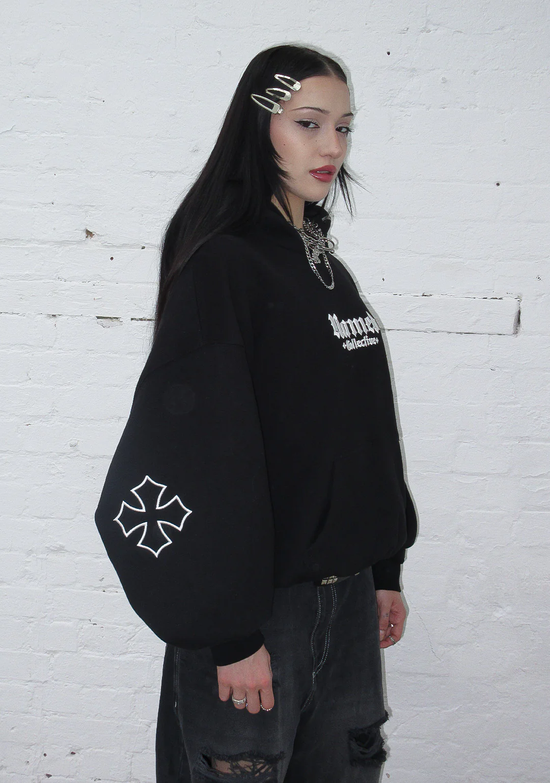 NAMED CLASSICS LOGO PULLOVER HOODIE BLACK