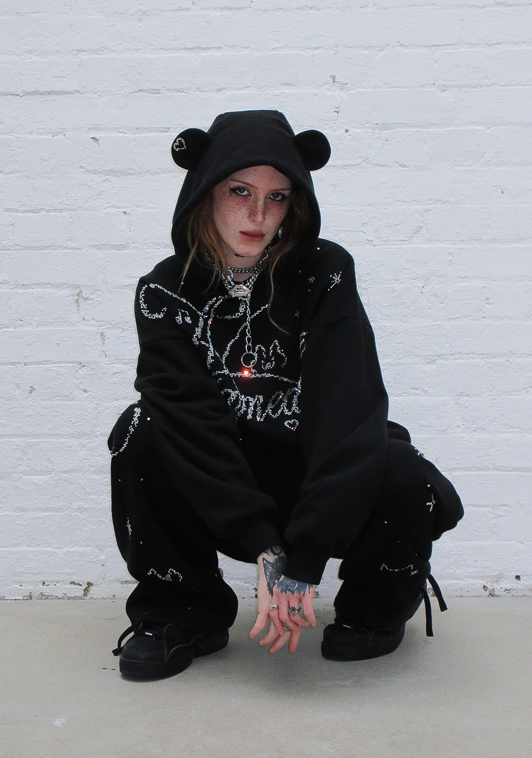 DREAMER RHINESTONE TEDDY PULLOVER HOODIE BLACK