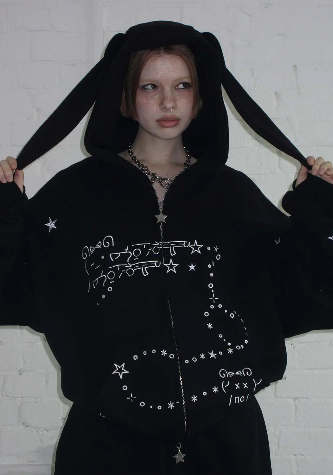 MALFUNCTION BUNNY ZIP HOODIE BLACK (DETACHABLE EARS)