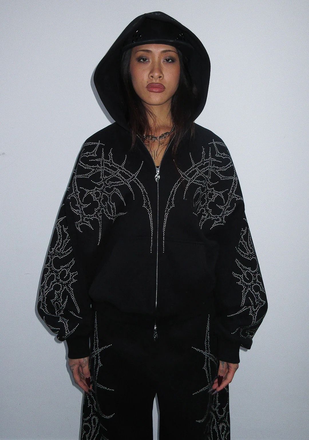 HAUNT STUDDED ZIP HOODIE BLACK