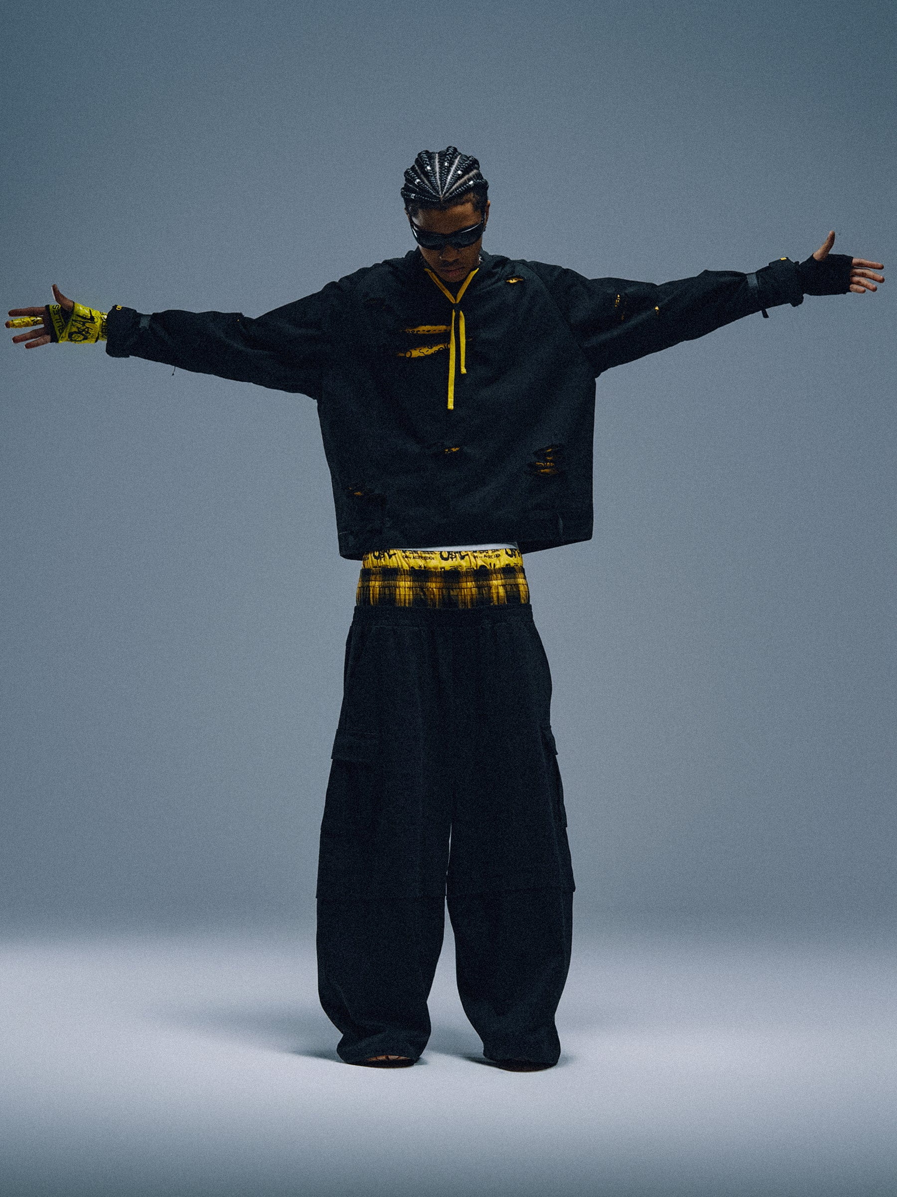 [COMPLEXCON 2025 LIMITED] Triple Waist Super Baggy Barrel Pants