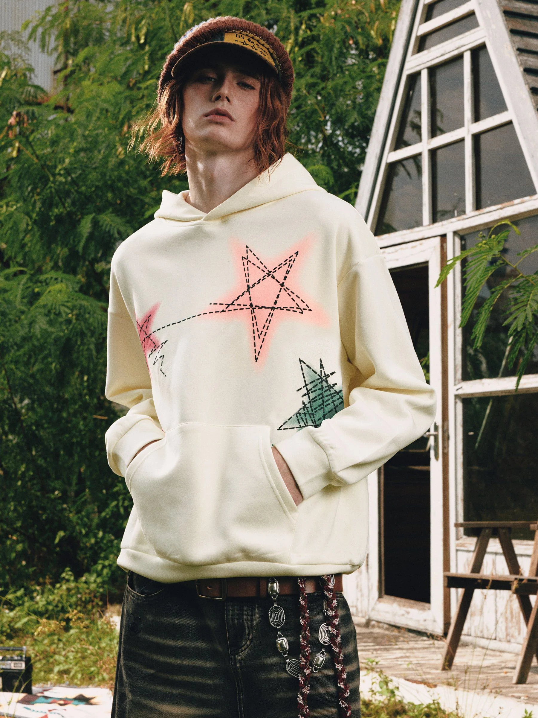Aelfric Eden Graffiti Star Graphic Pullover Hoodie