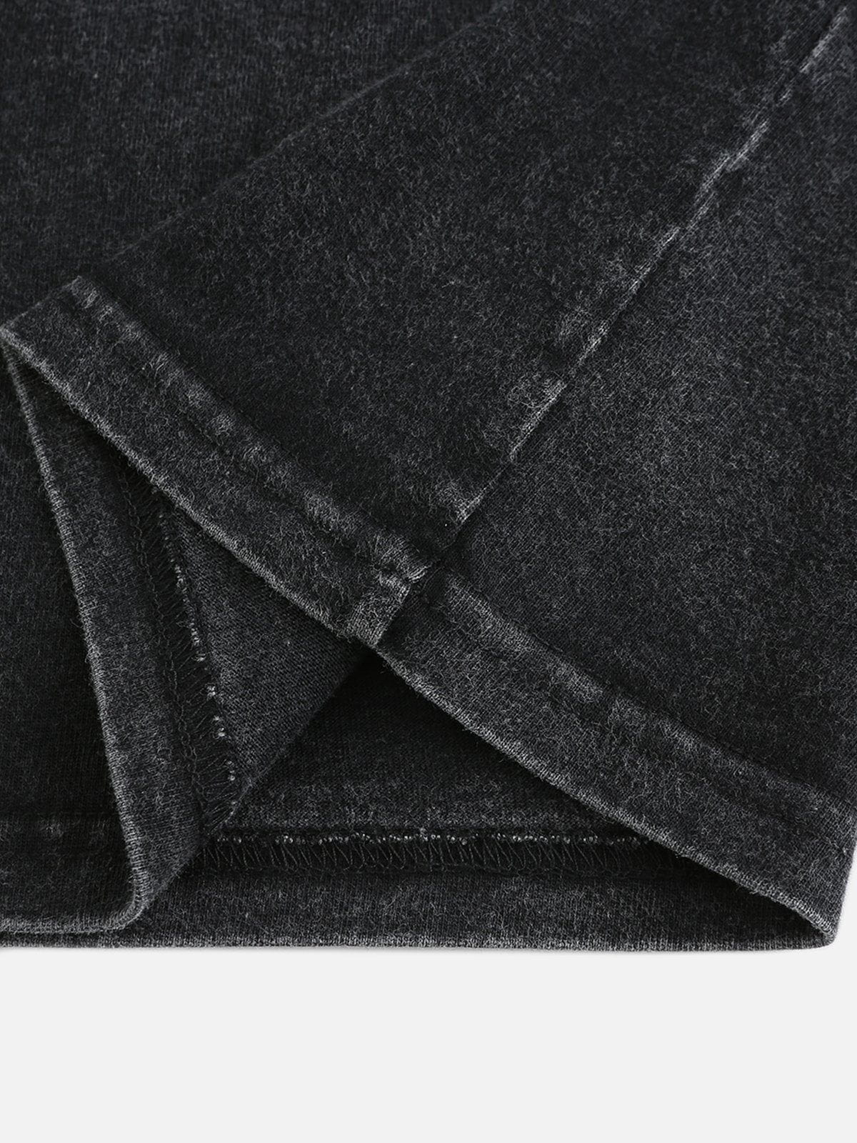 Aelfric Eden Thermal Imaging Heart Graphic Tee