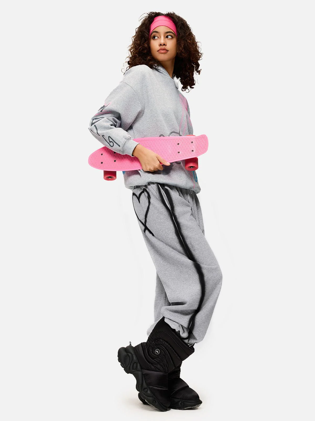 Aelfric Eden Graffiti Heart Baggy Sweatpants