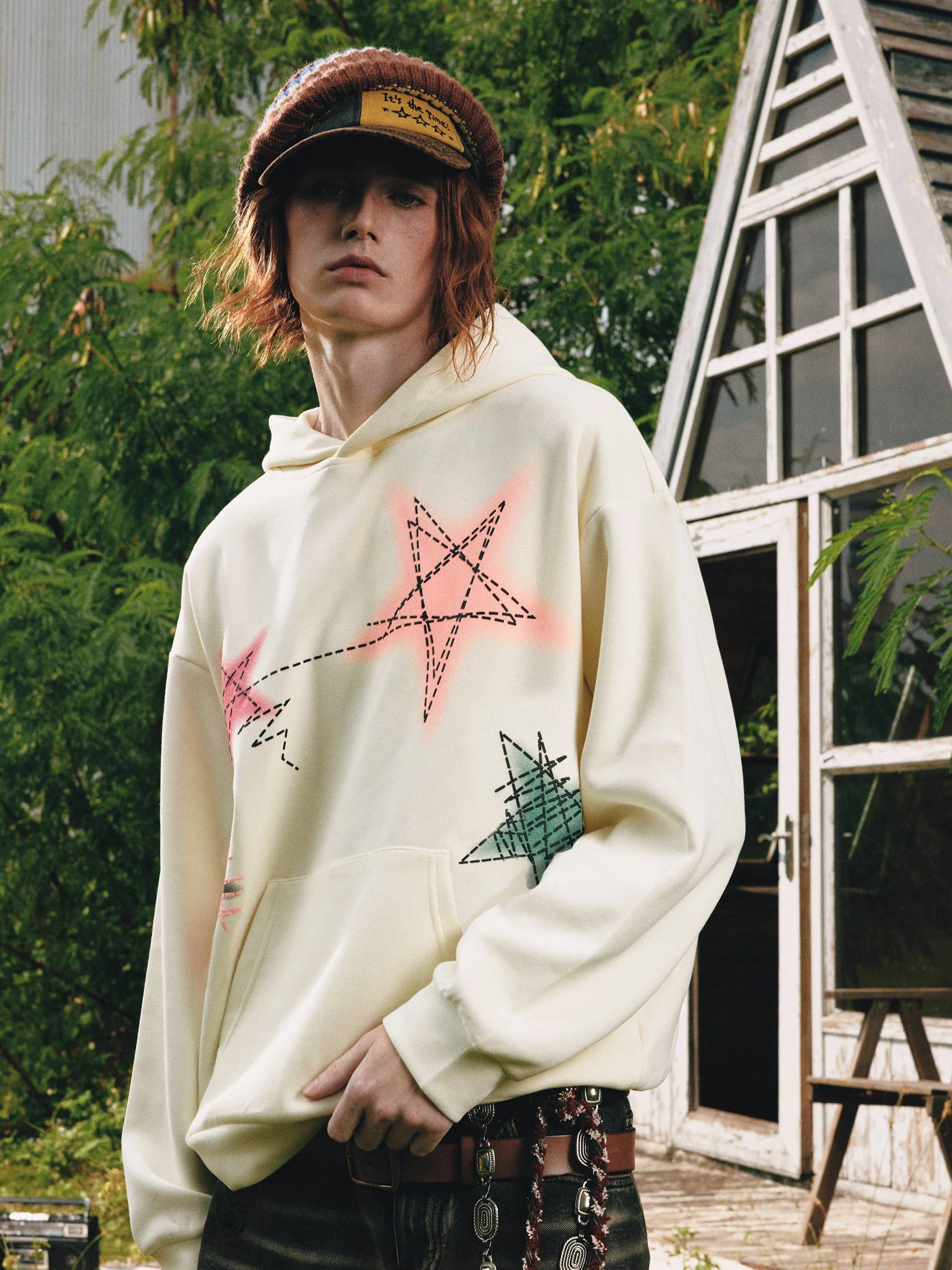 Aelfric Eden Graffiti Star Graphic Pullover Hoodie