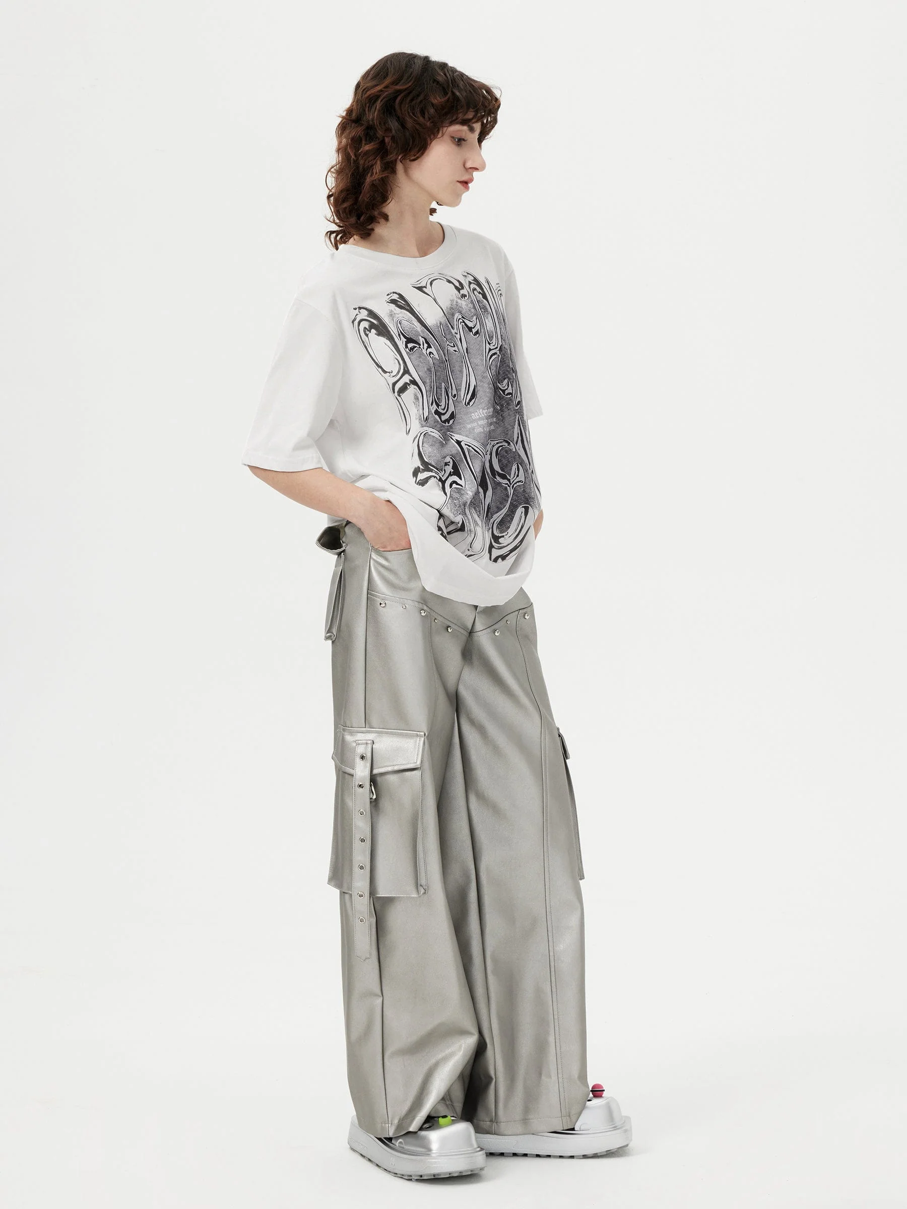 Aelfric Eden Futuristic Liquid Metal Design Tee