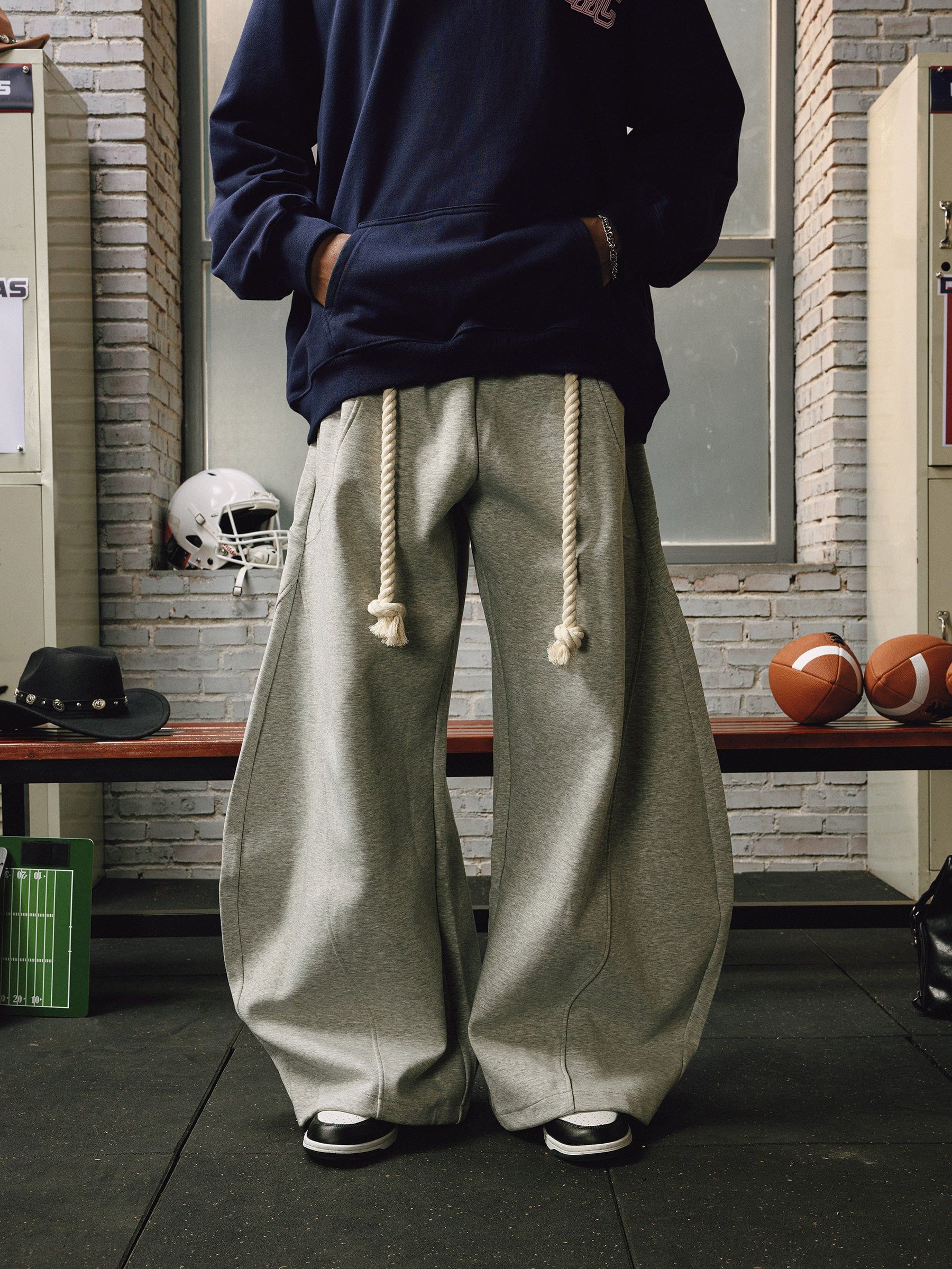 Aelfric Eden Super Baggy Barrel Sweatpants