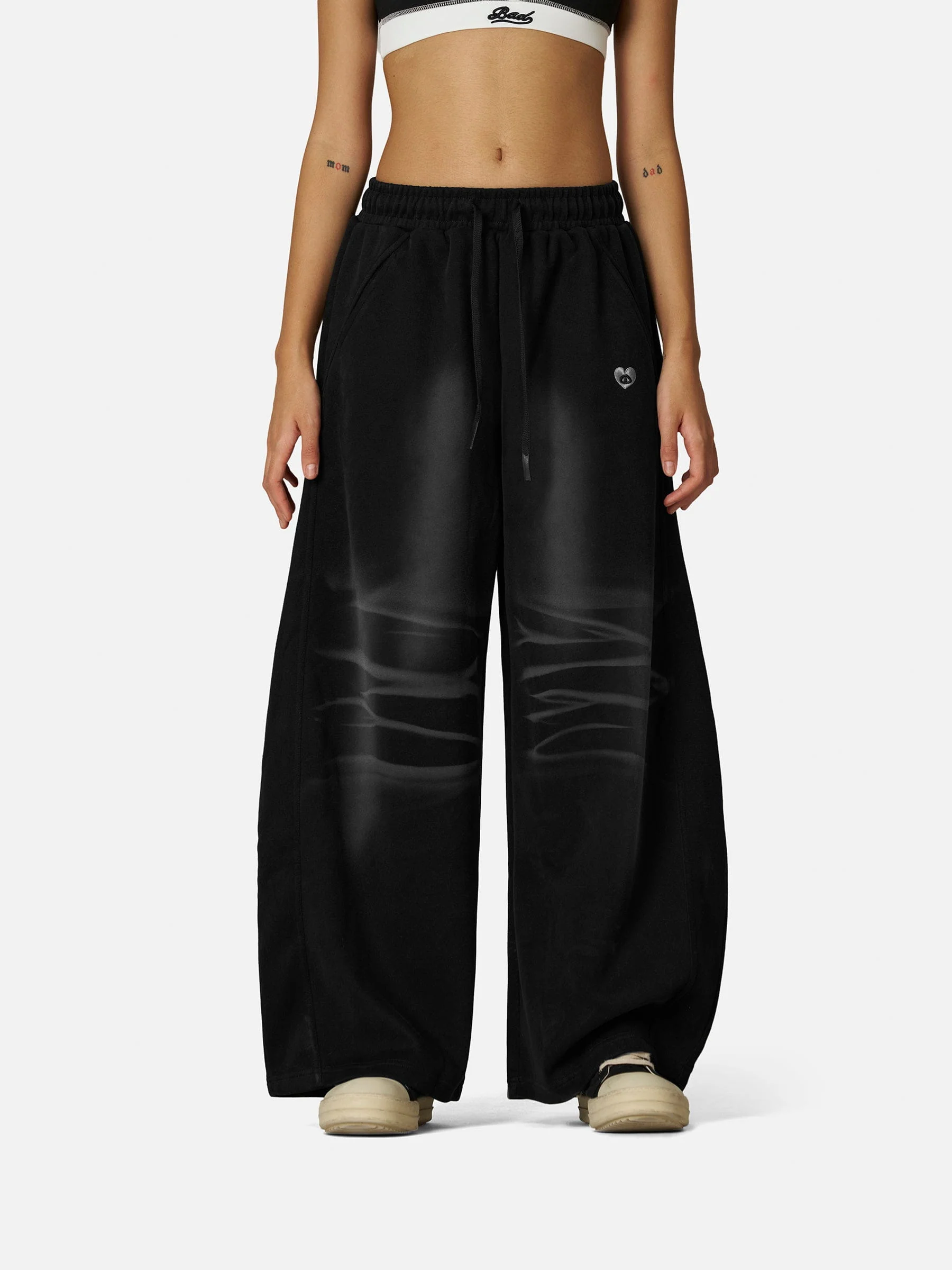 Aelfric Eden Essential Super Baggy Barrel Sweatpants