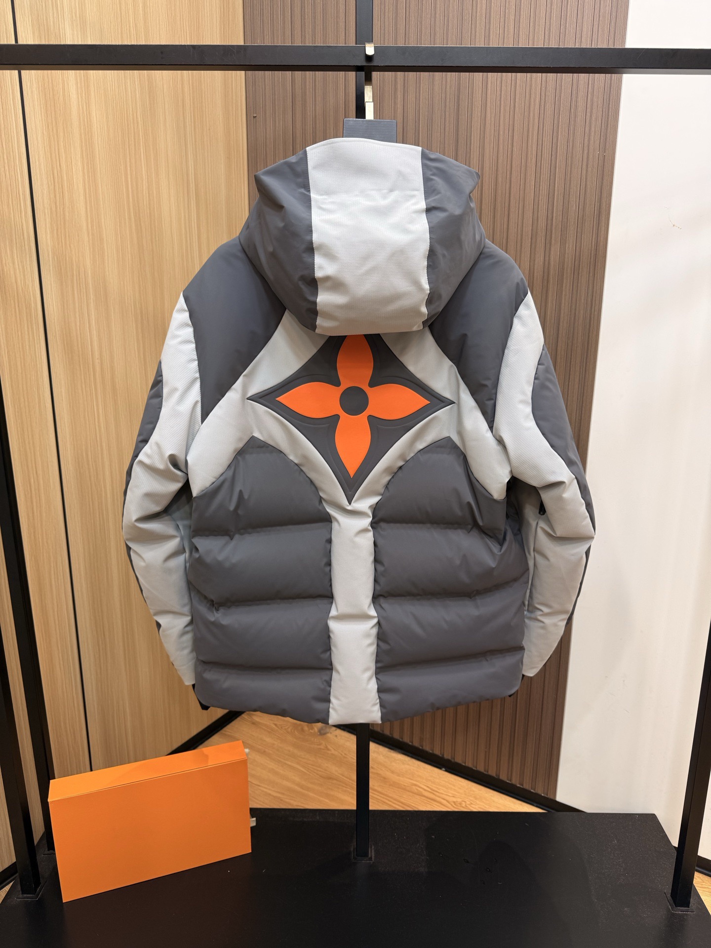 L X V 3390  Ski Down Jacket