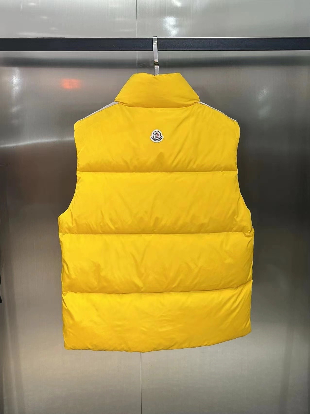 MONC × Pal Angle joint Rodman series down vest