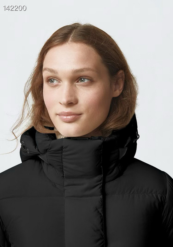 Canada G Long down jacket（ Women's style）