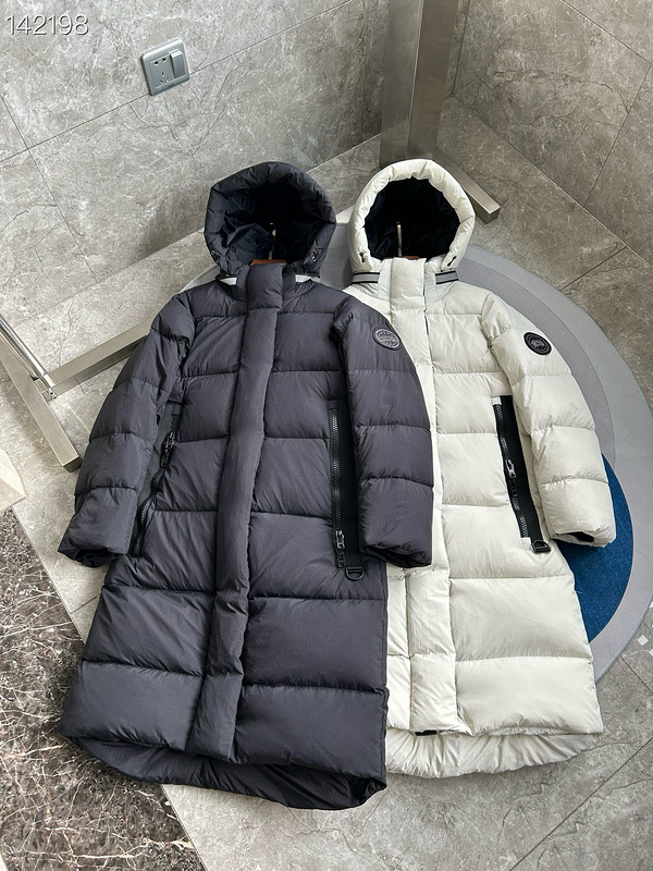 Canada G Long down jacket（ Women's style）