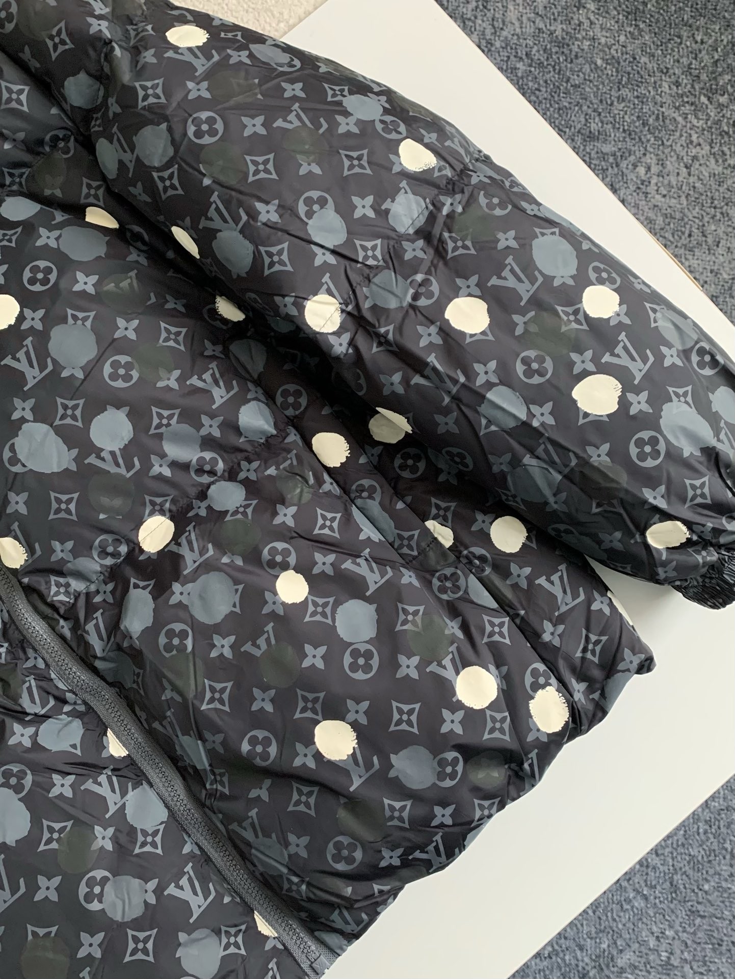 L X V x YAYOI KUSAMA Collaboration SS23 Jacket