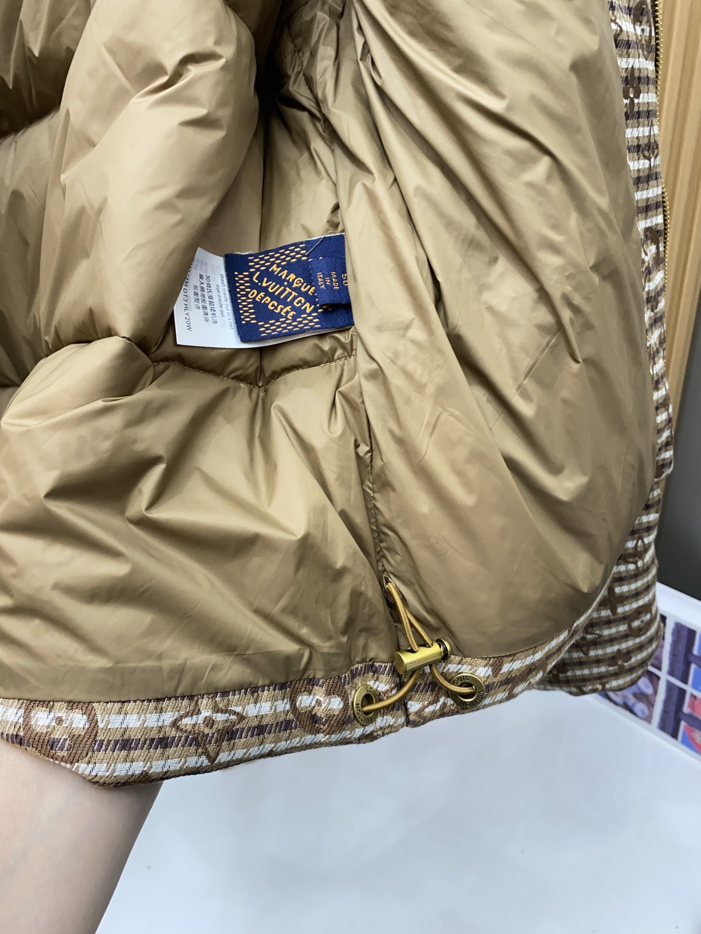 L X V Down Jacket 2025