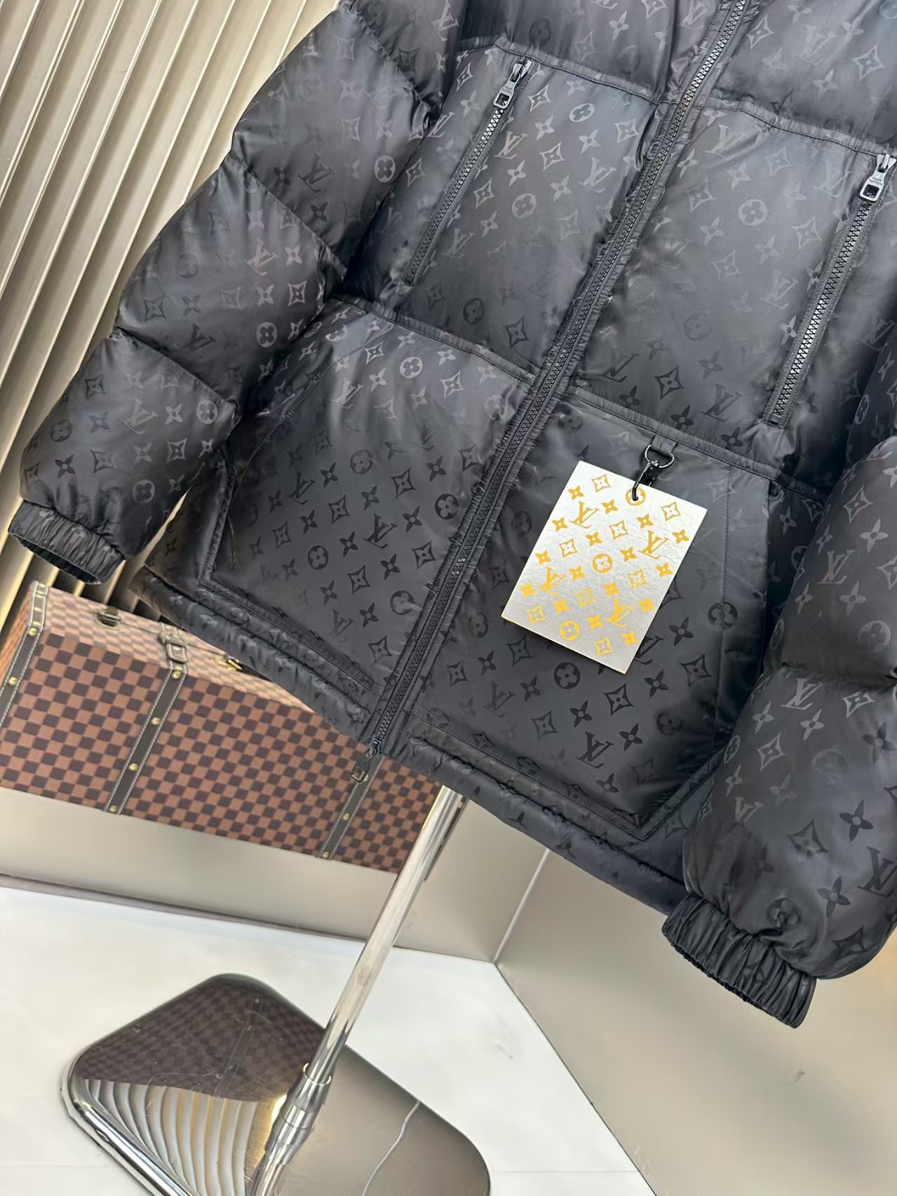 L X V LOGO Down Jacket