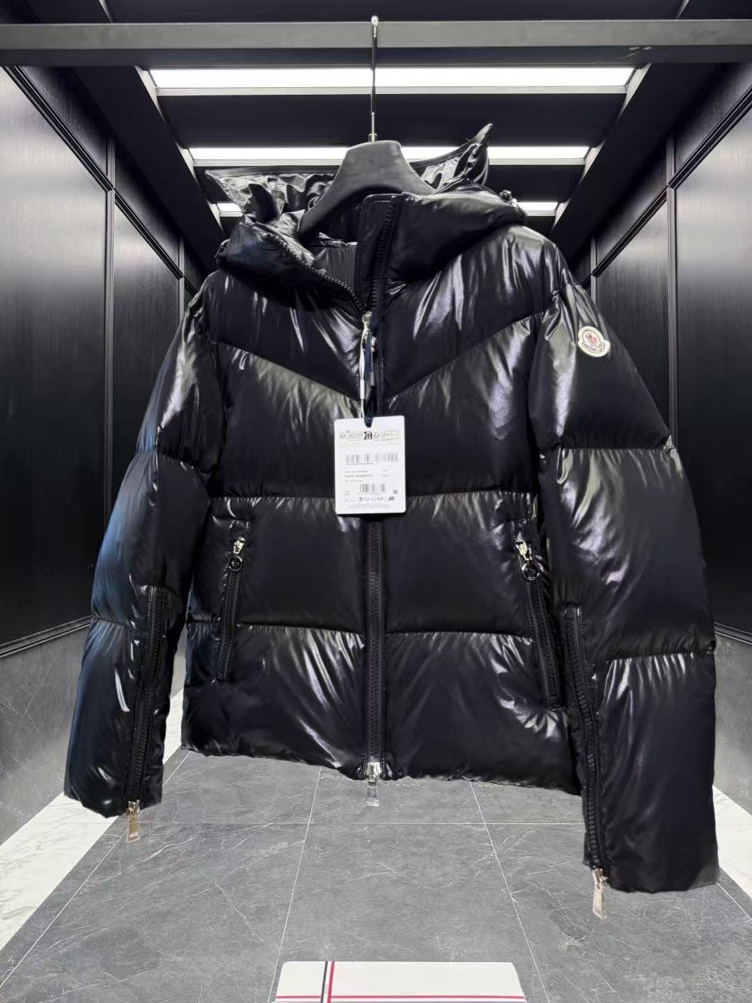 MONC Down Jacket（Women's style）