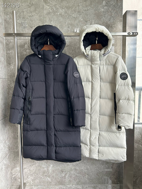 Canada G Long down jacket（ Women's style）