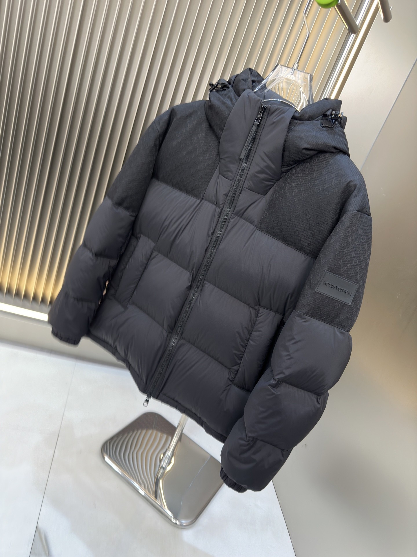 L X V Down jacket