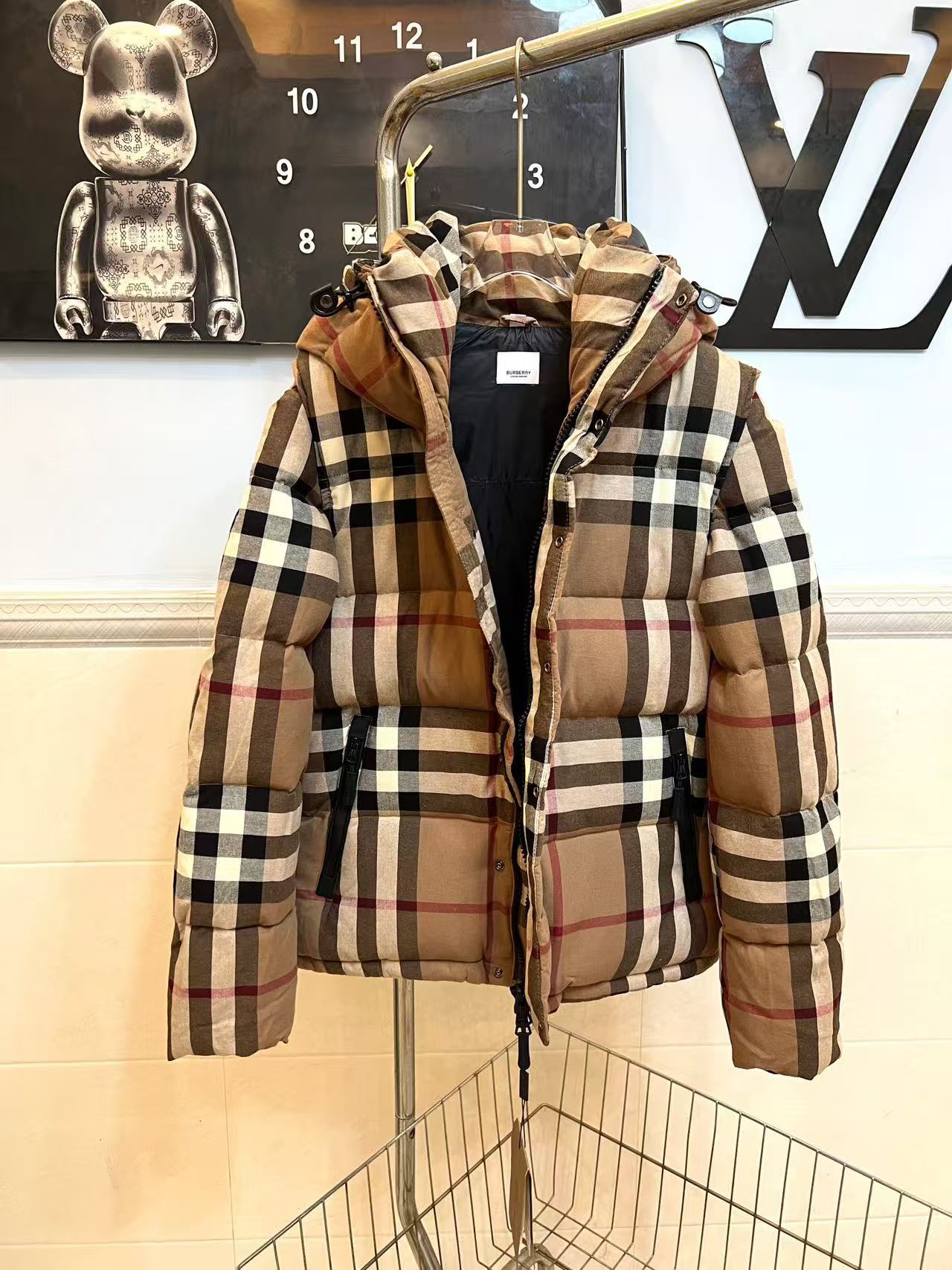 B B R Down Jacket （Classic diamond-shaped stripes）