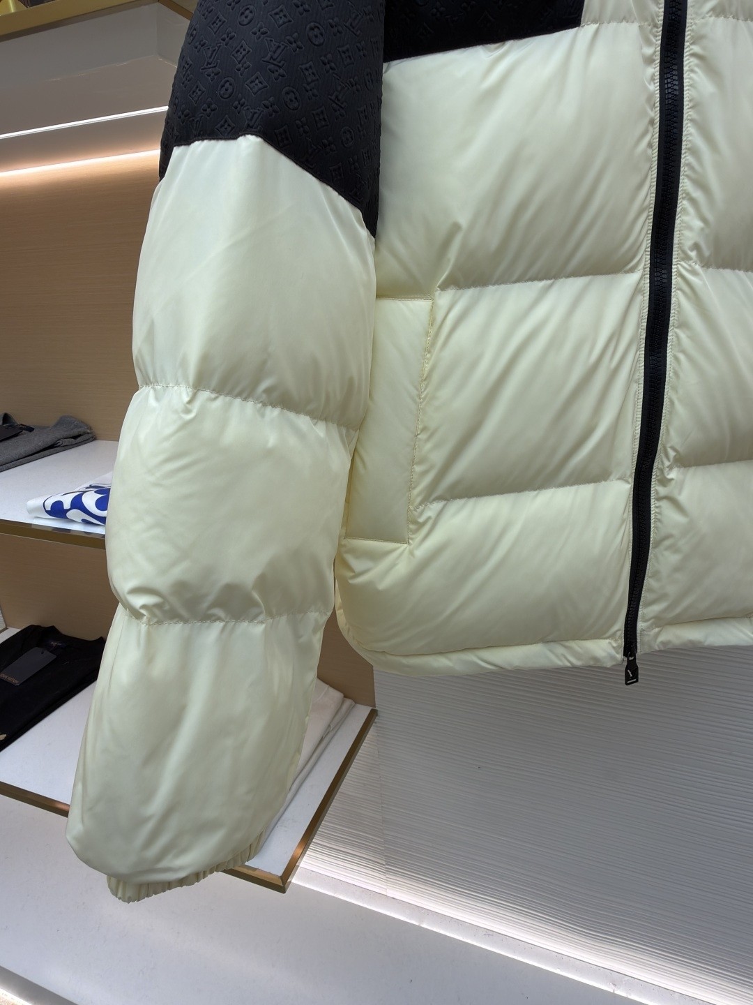 L X V LOGO Down Jacket