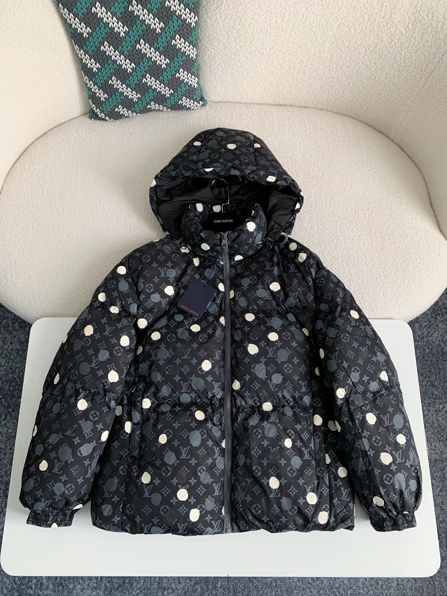 L X V x YAYOI KUSAMA Collaboration SS23 Jacket