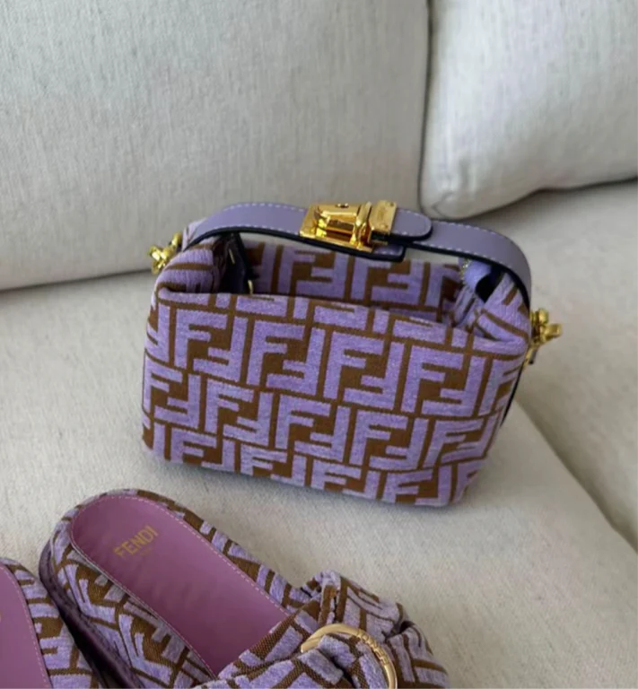 FENDI BAG SMALL PURPLE