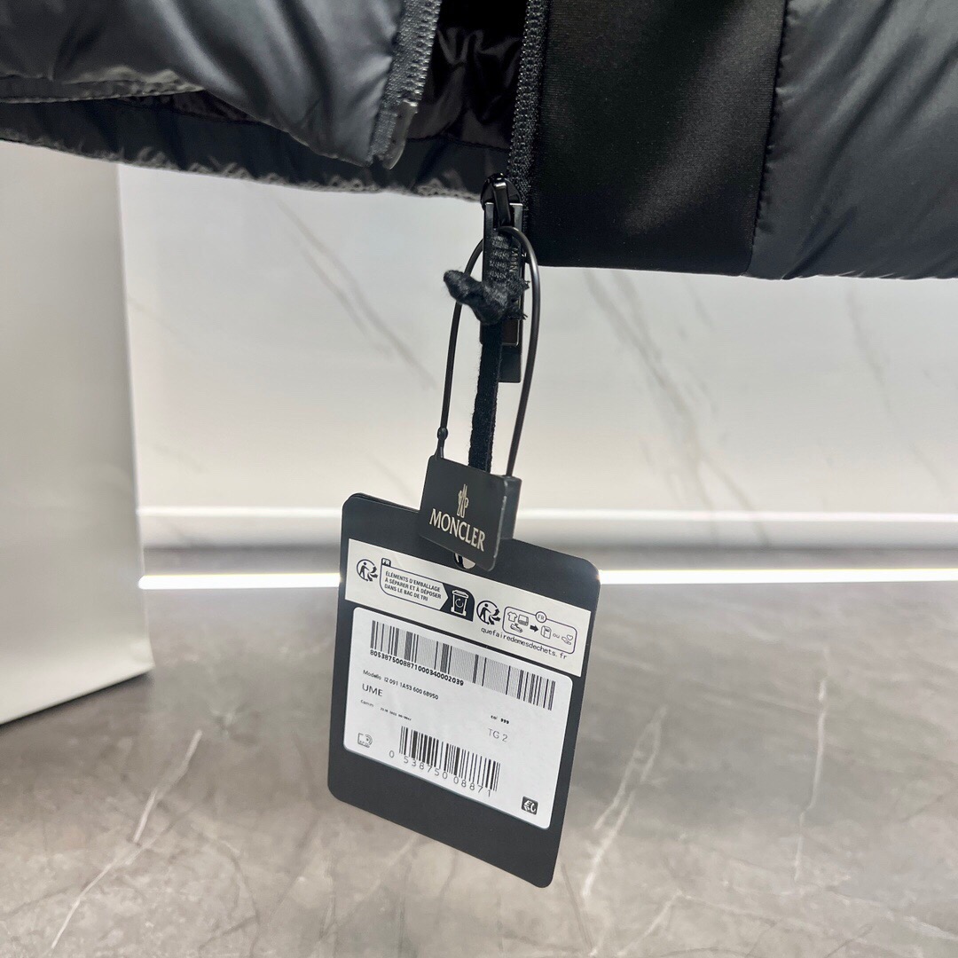 MONC Dark Knight  Down Jacket