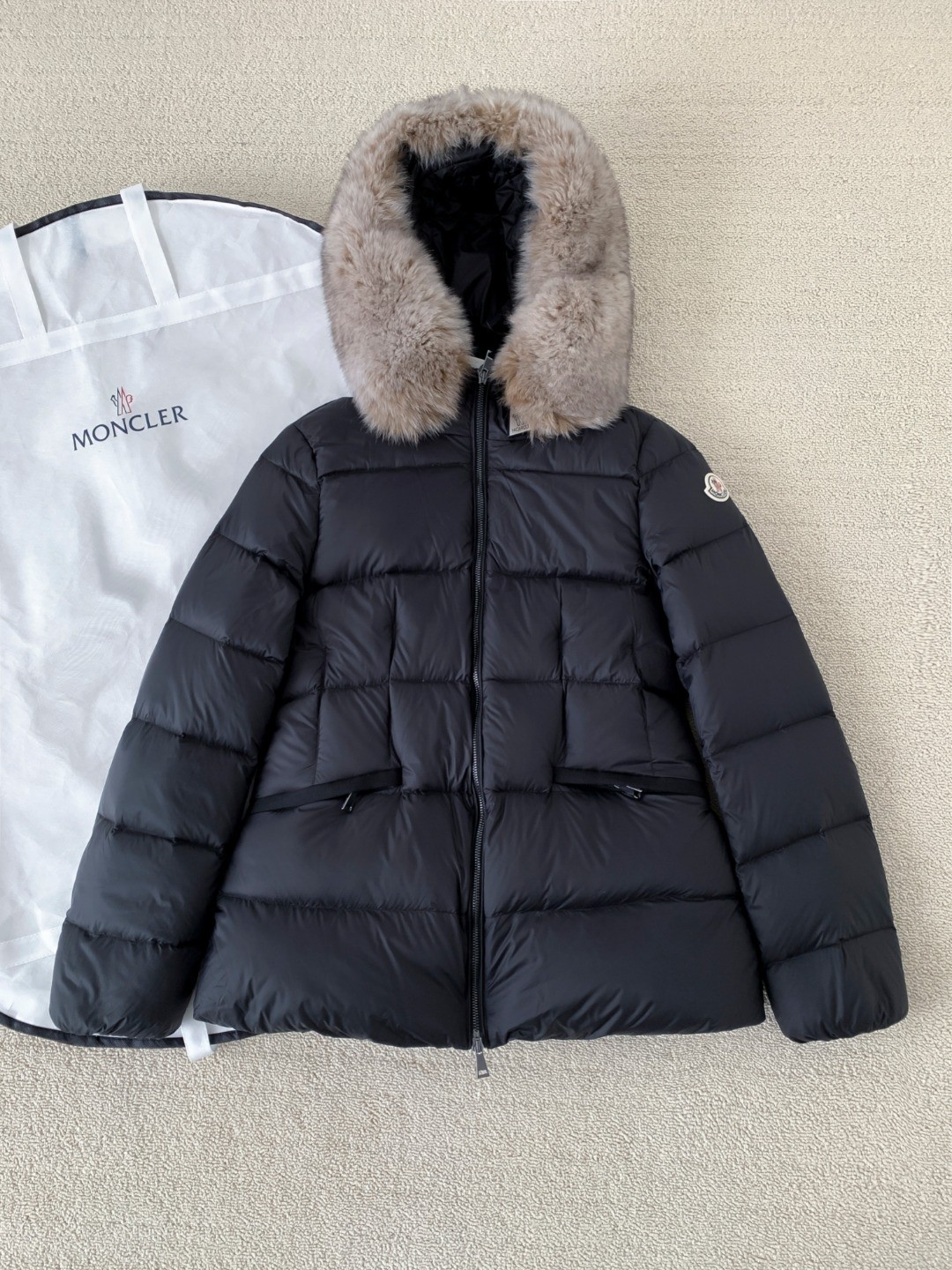 MONC Down Jacket（Women's style）