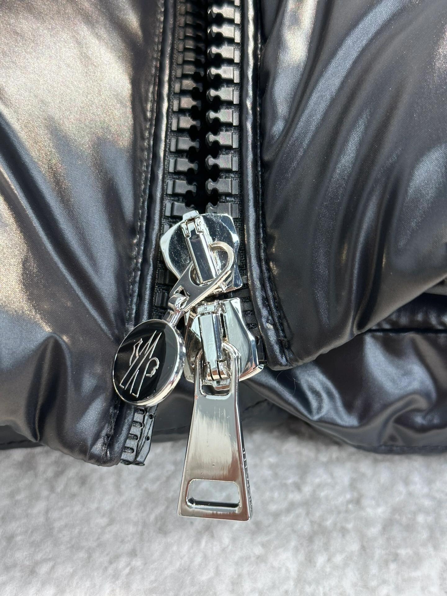 MONC Down Jacket（Women's style）