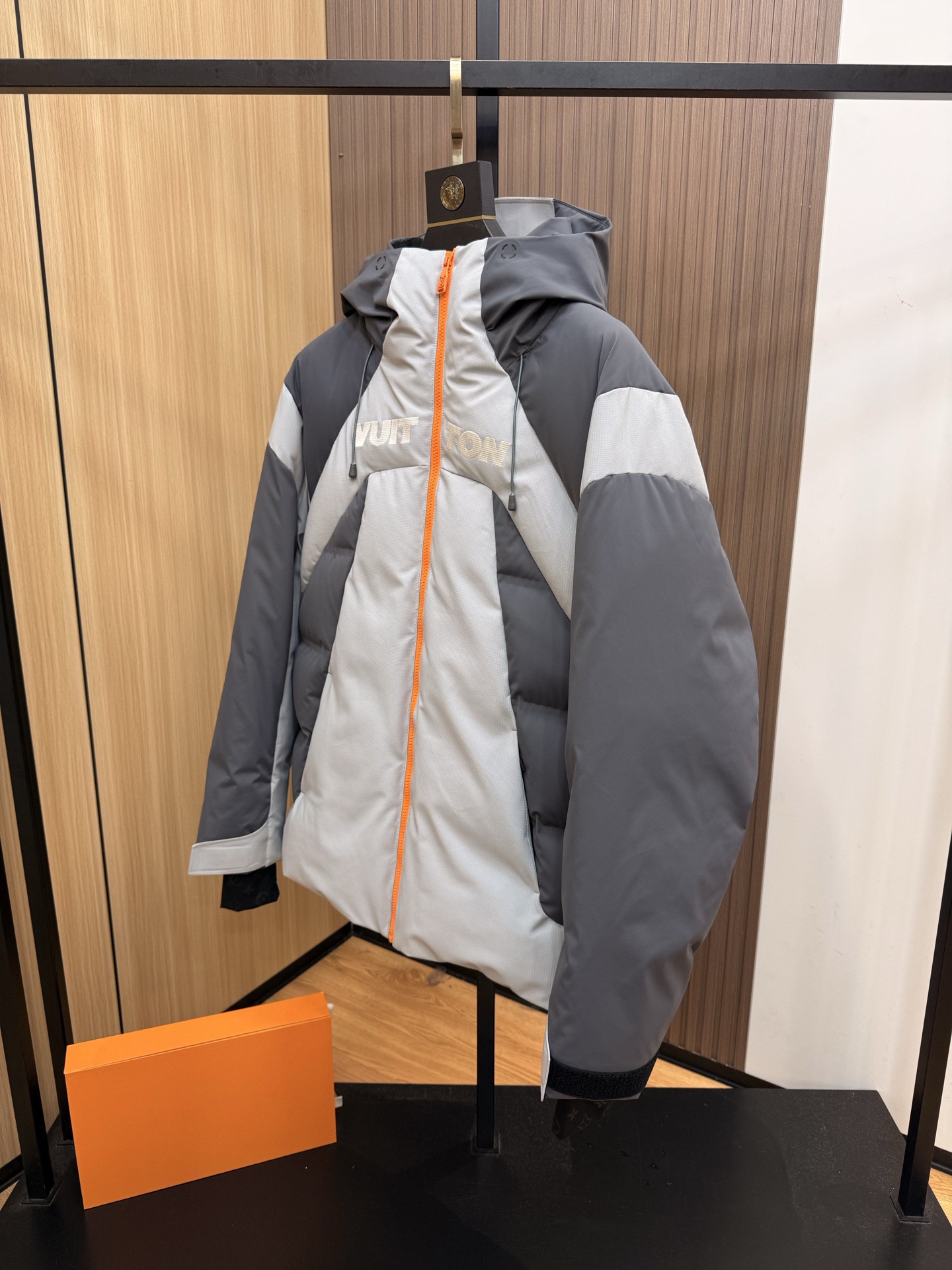 L X V 3390  Ski Down Jacket