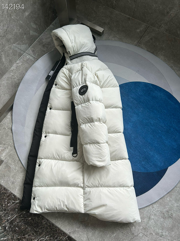 Canada G Long down jacket（ Women's style）
