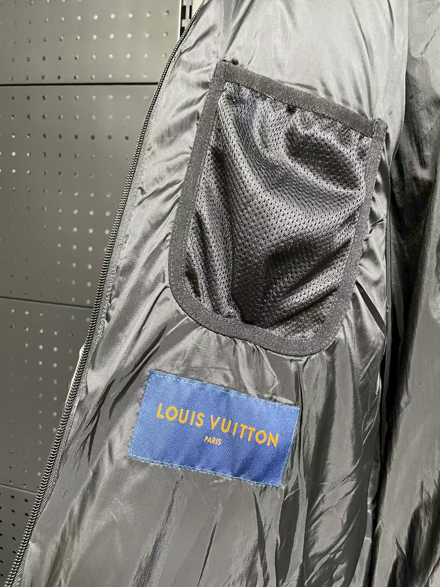 L X V LOGO Down Jacket