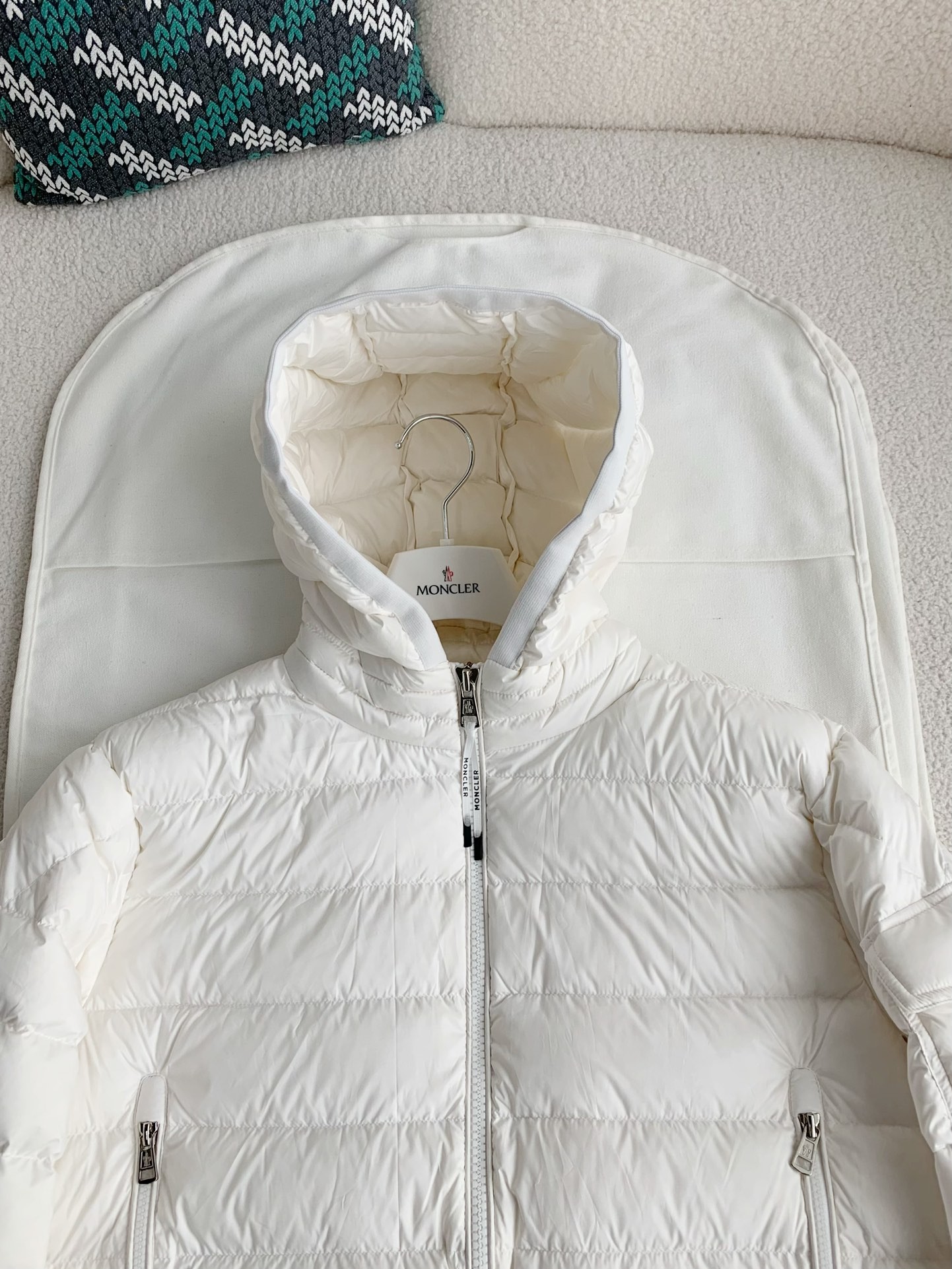 MONC Montbeliard down jacket