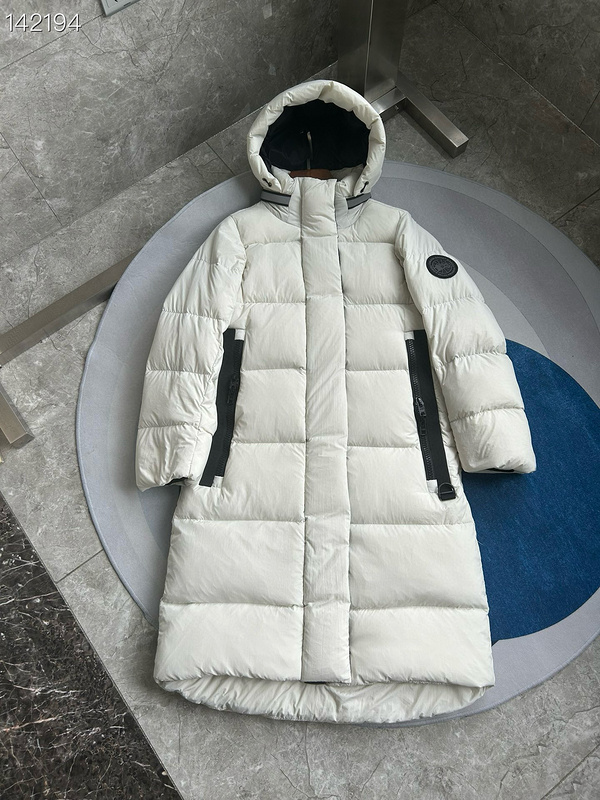 Canada G Long down jacket（ Women's style）