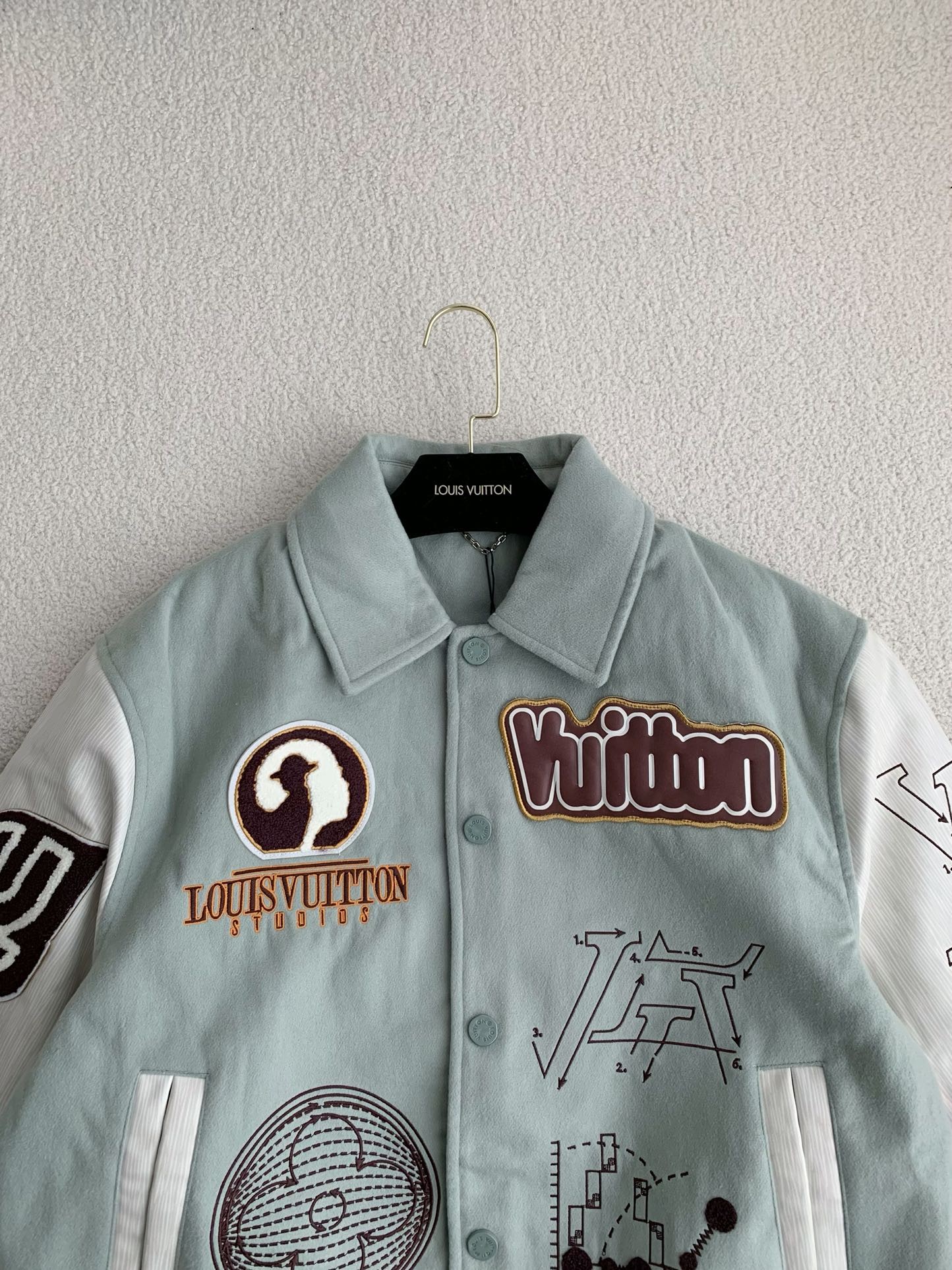 L X V Jackets