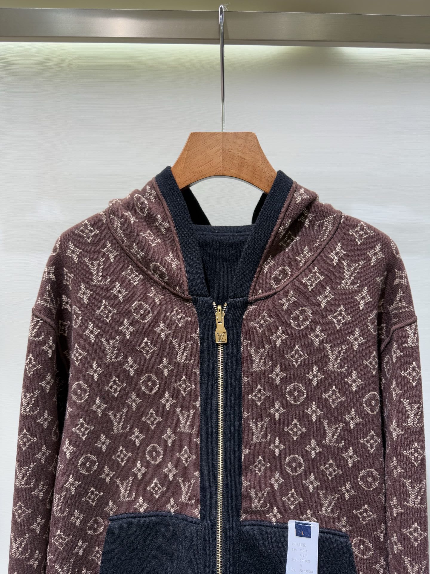 L X V Double-sided hooded jacket 2025