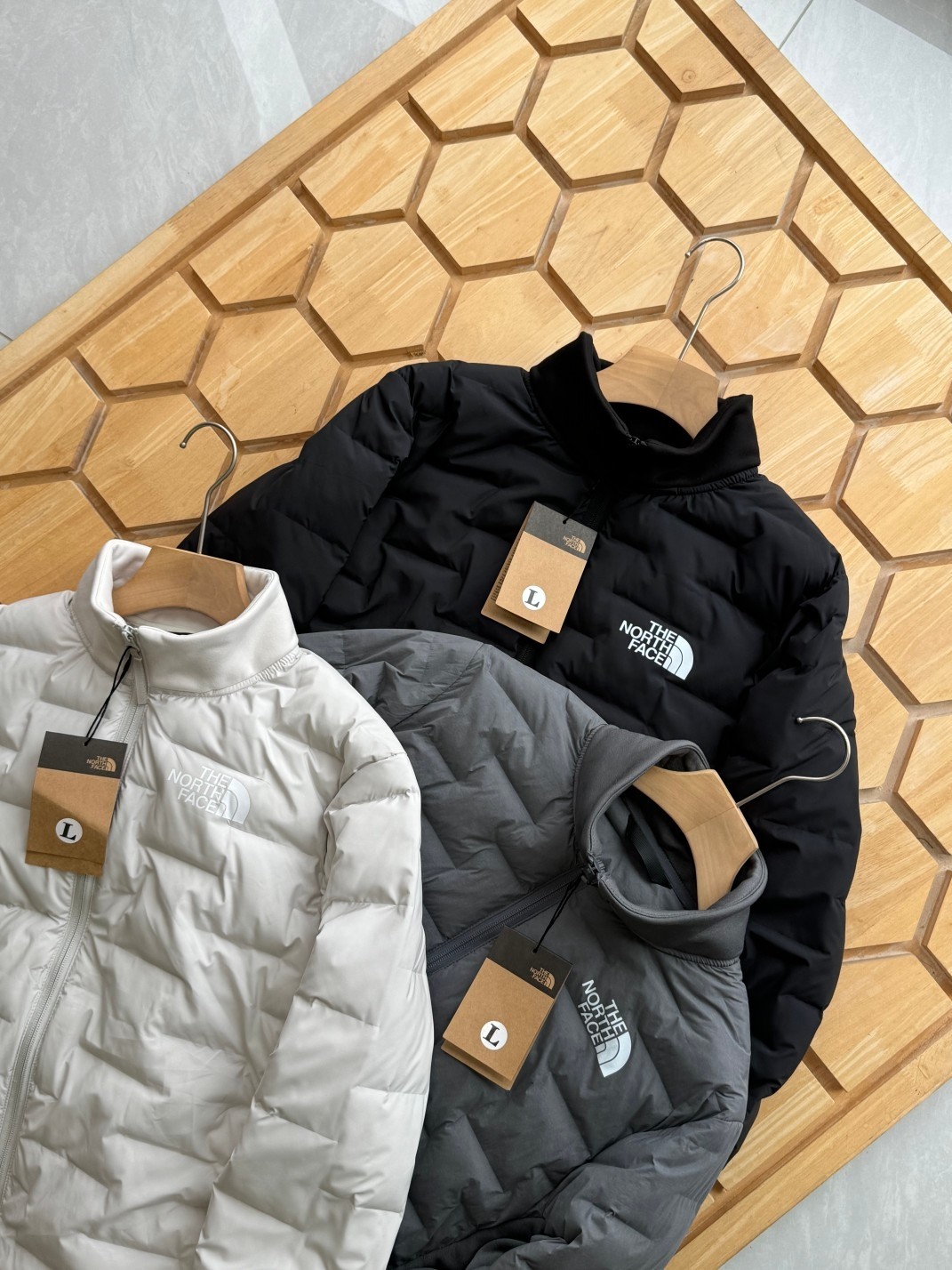 TNF LOGO Down Jacket（Multiple colors）
