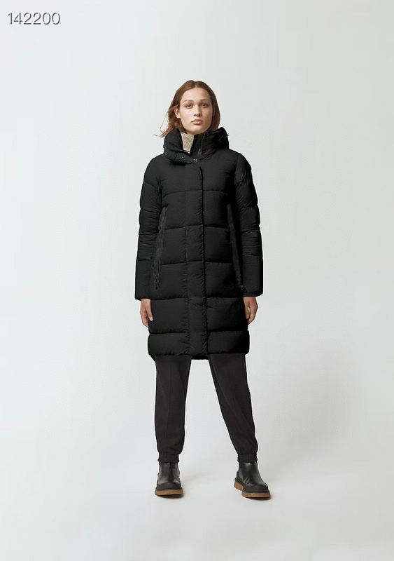 Canada G Long down jacket（ Women's style）
