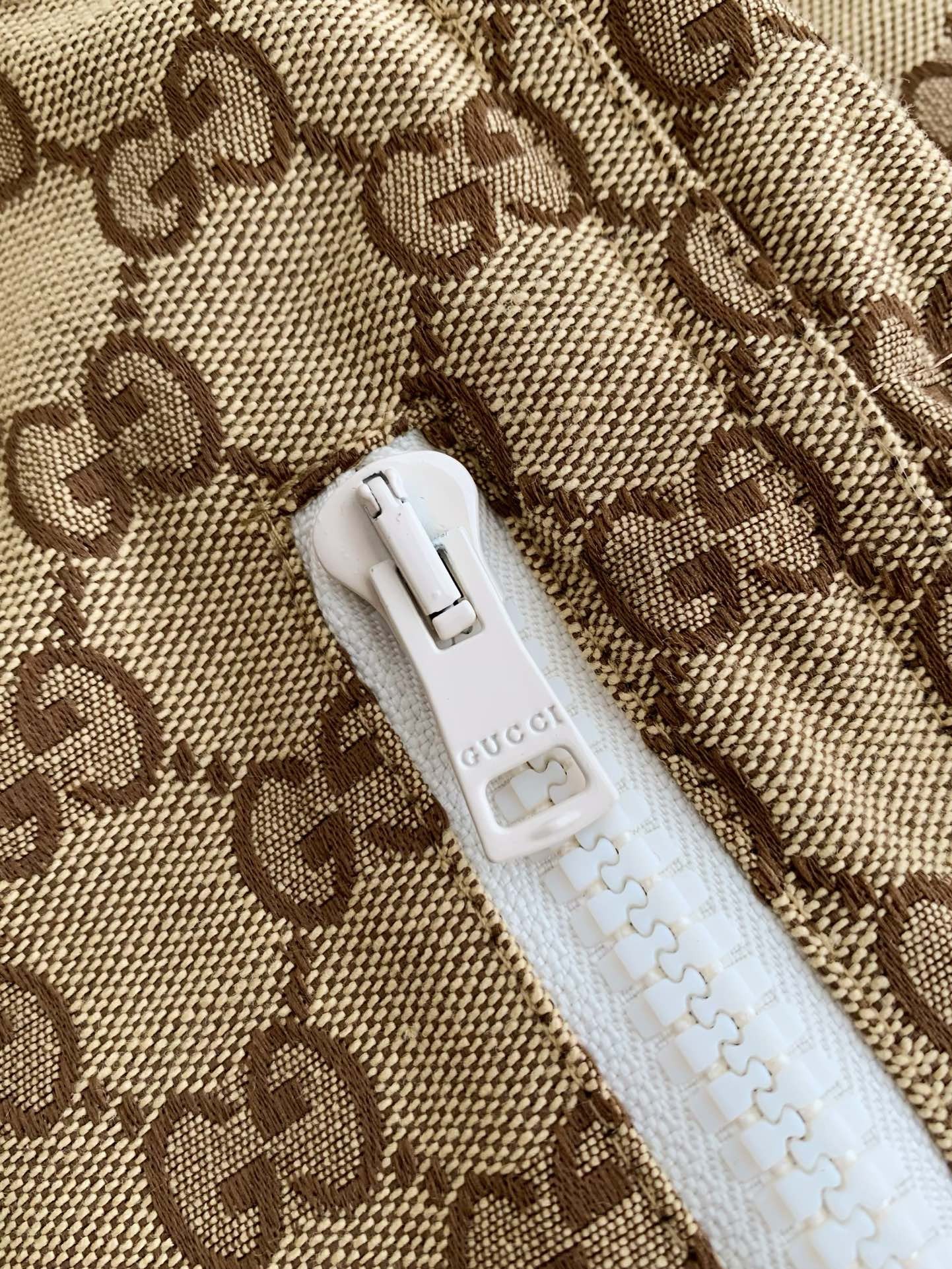 GUC Casual FW22 Full Print Drawstring Down Jacket