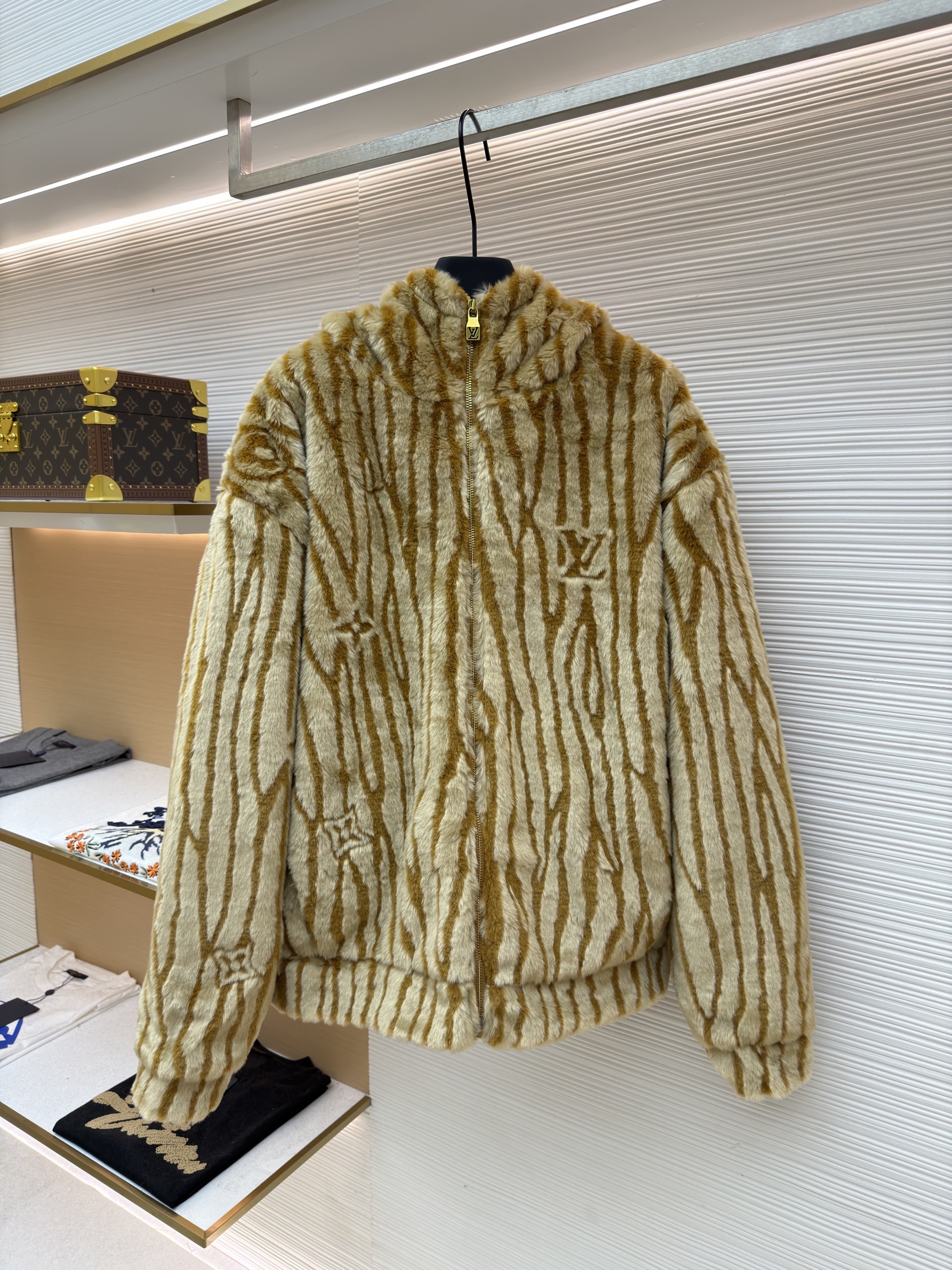 L X V SKI Series Striped Hooded Jacket