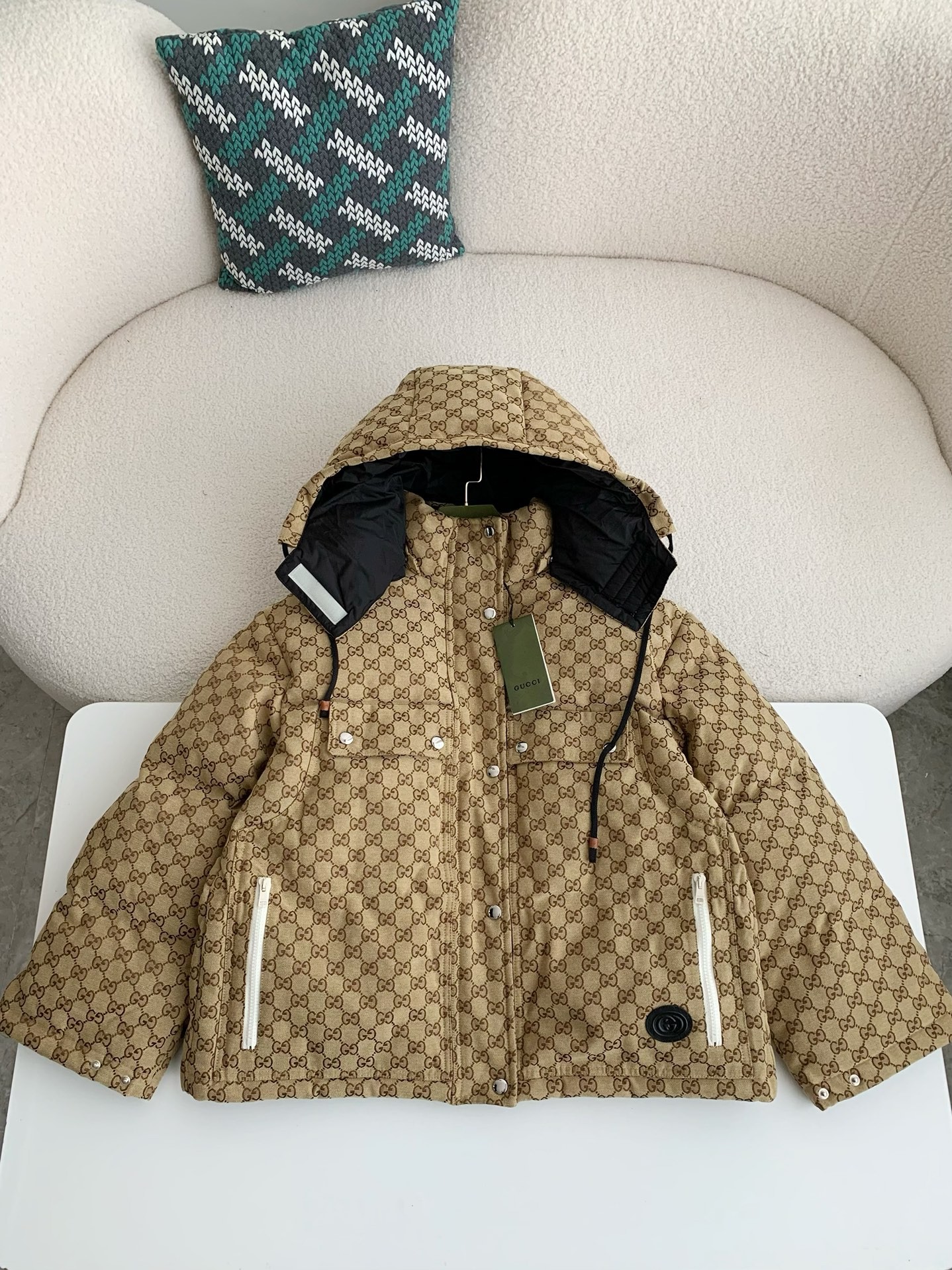 GUC Casual FW22 Full Print Drawstring Down Jacket