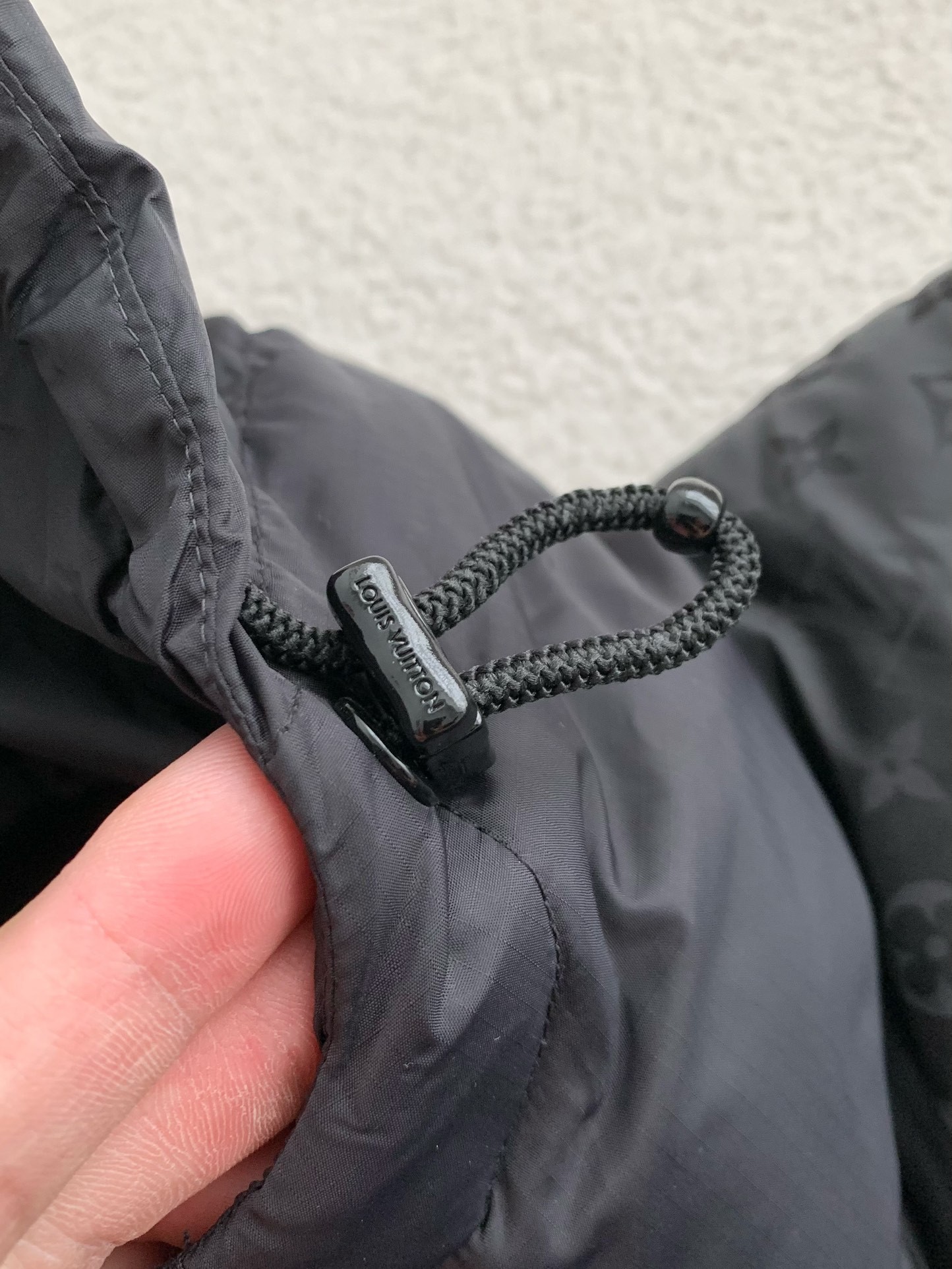 L X V LOGO Down Jacket