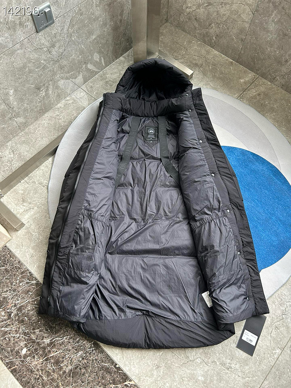 Canada G Long down jacket（ Women's style）