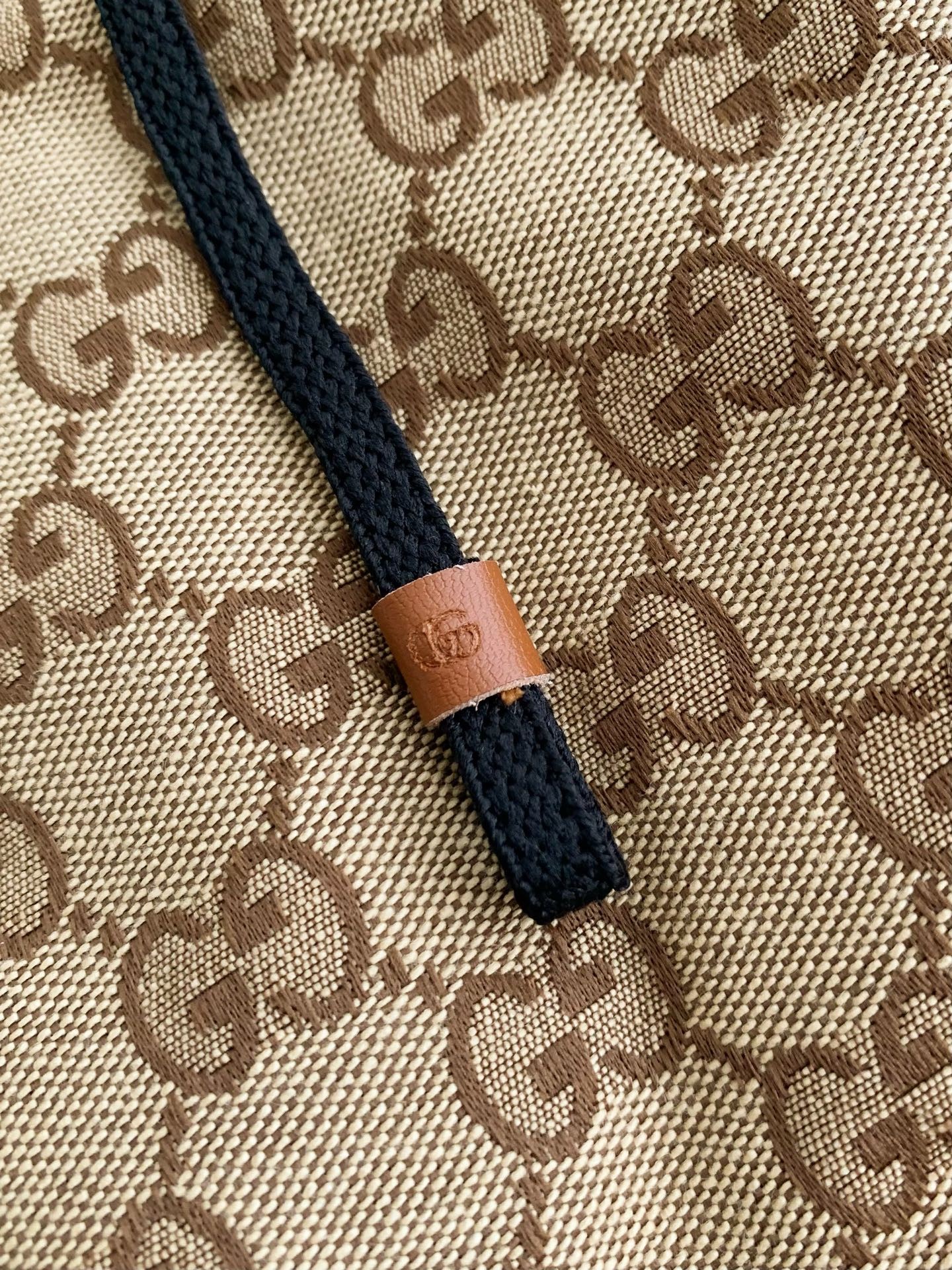 GUC Casual FW22 Full Print Drawstring Down Jacket