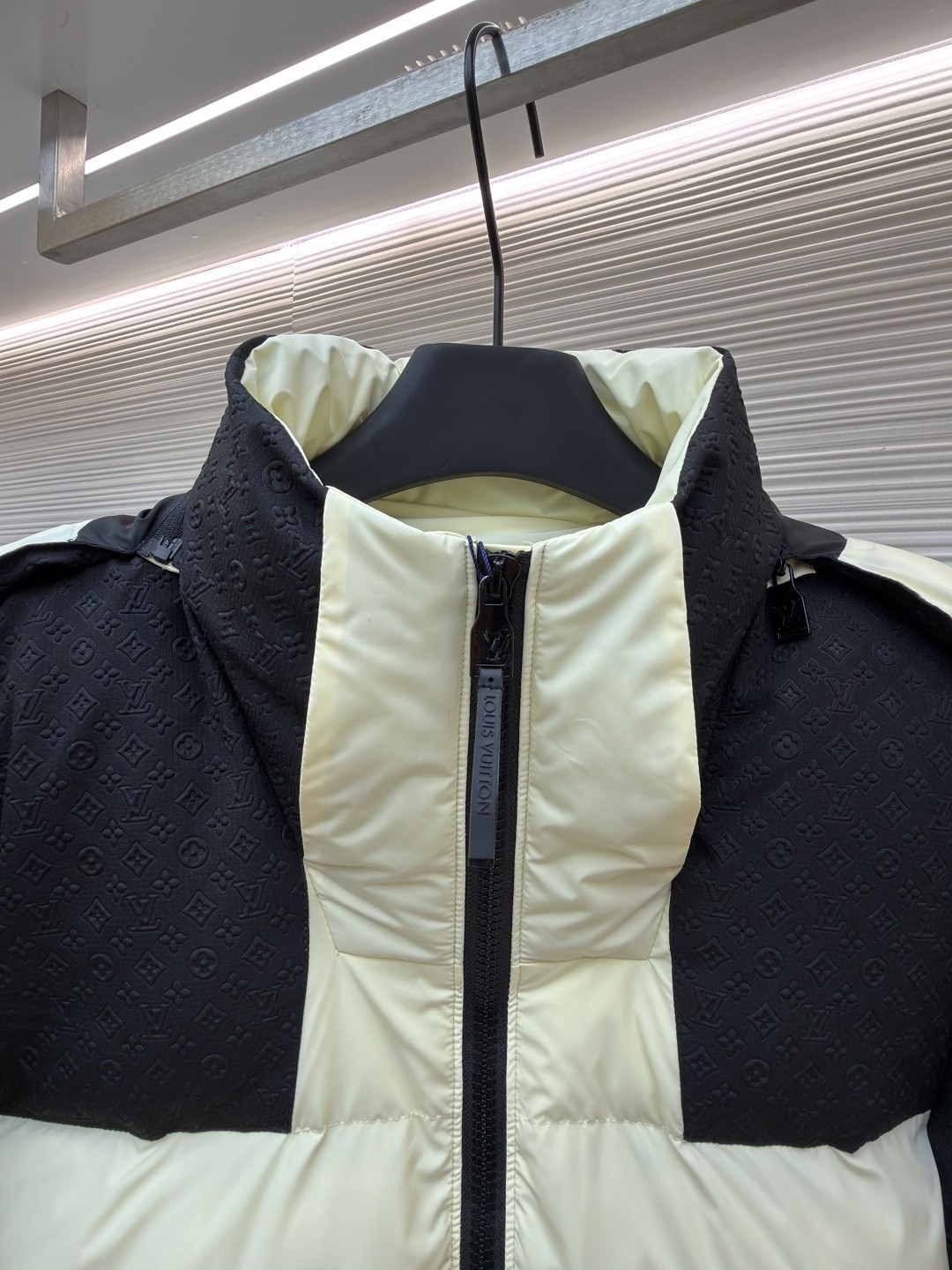 L X V LOGO Down Jacket