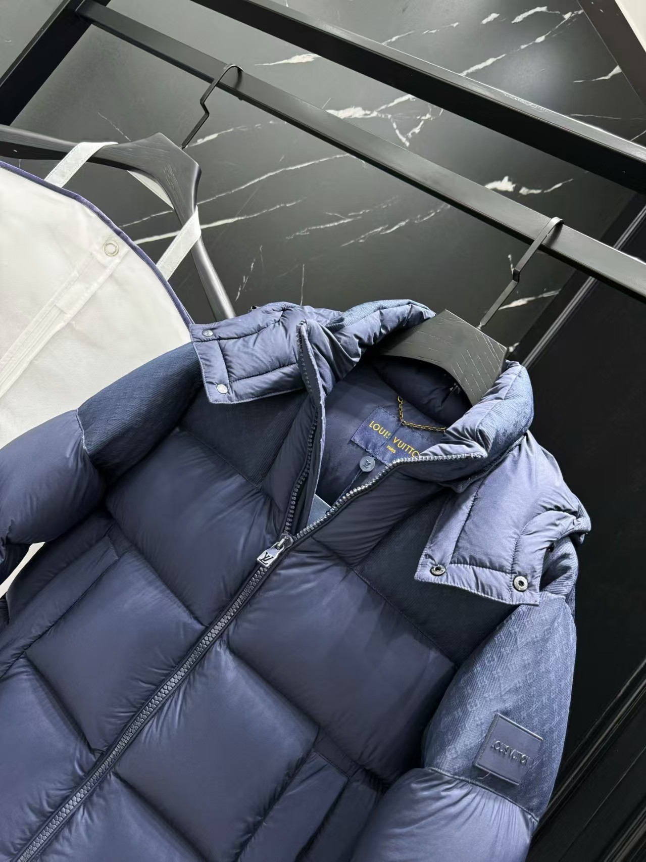 L X V LOGO Down Jacket
