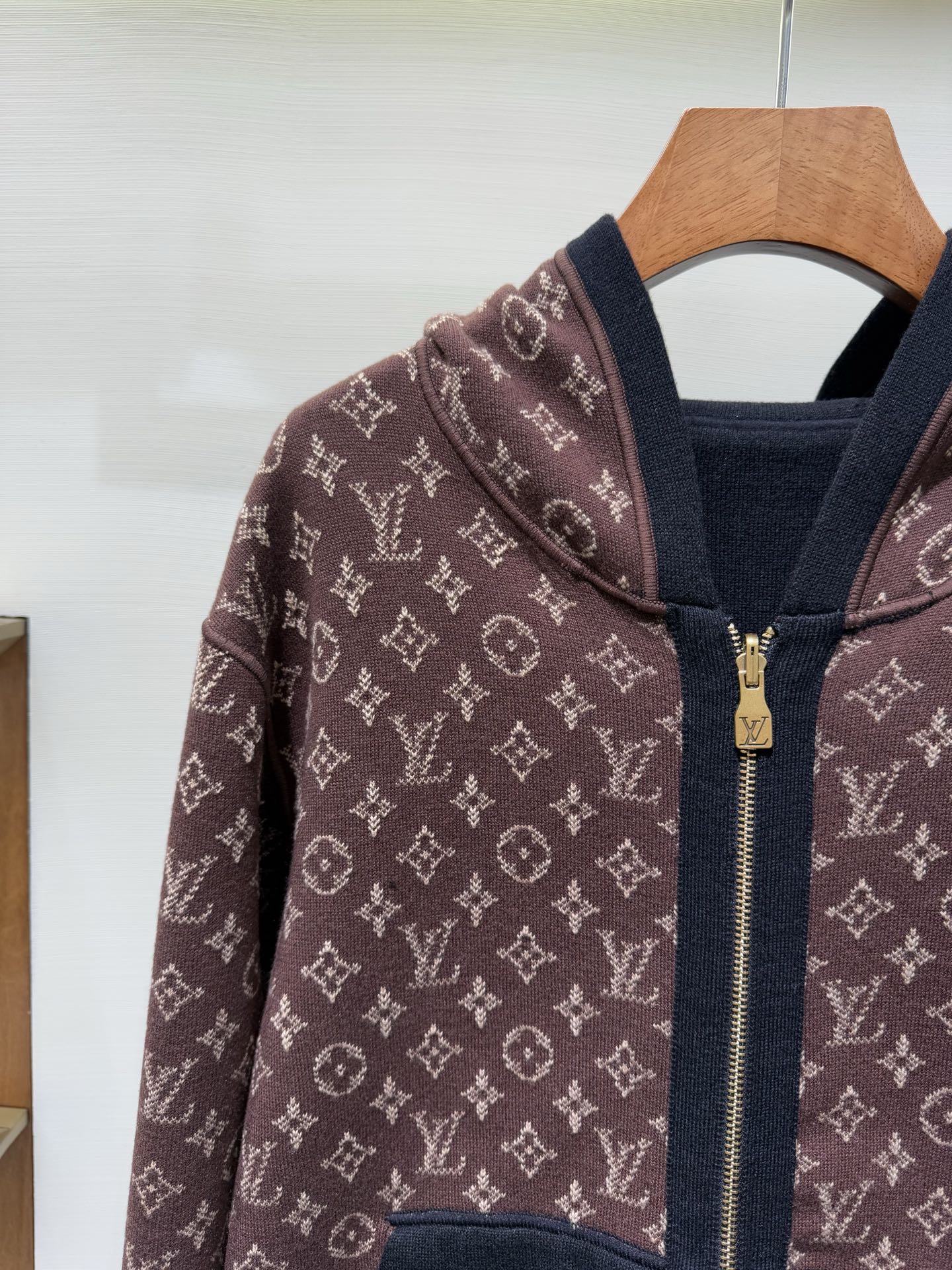 L X V Double-sided hooded jacket 2025